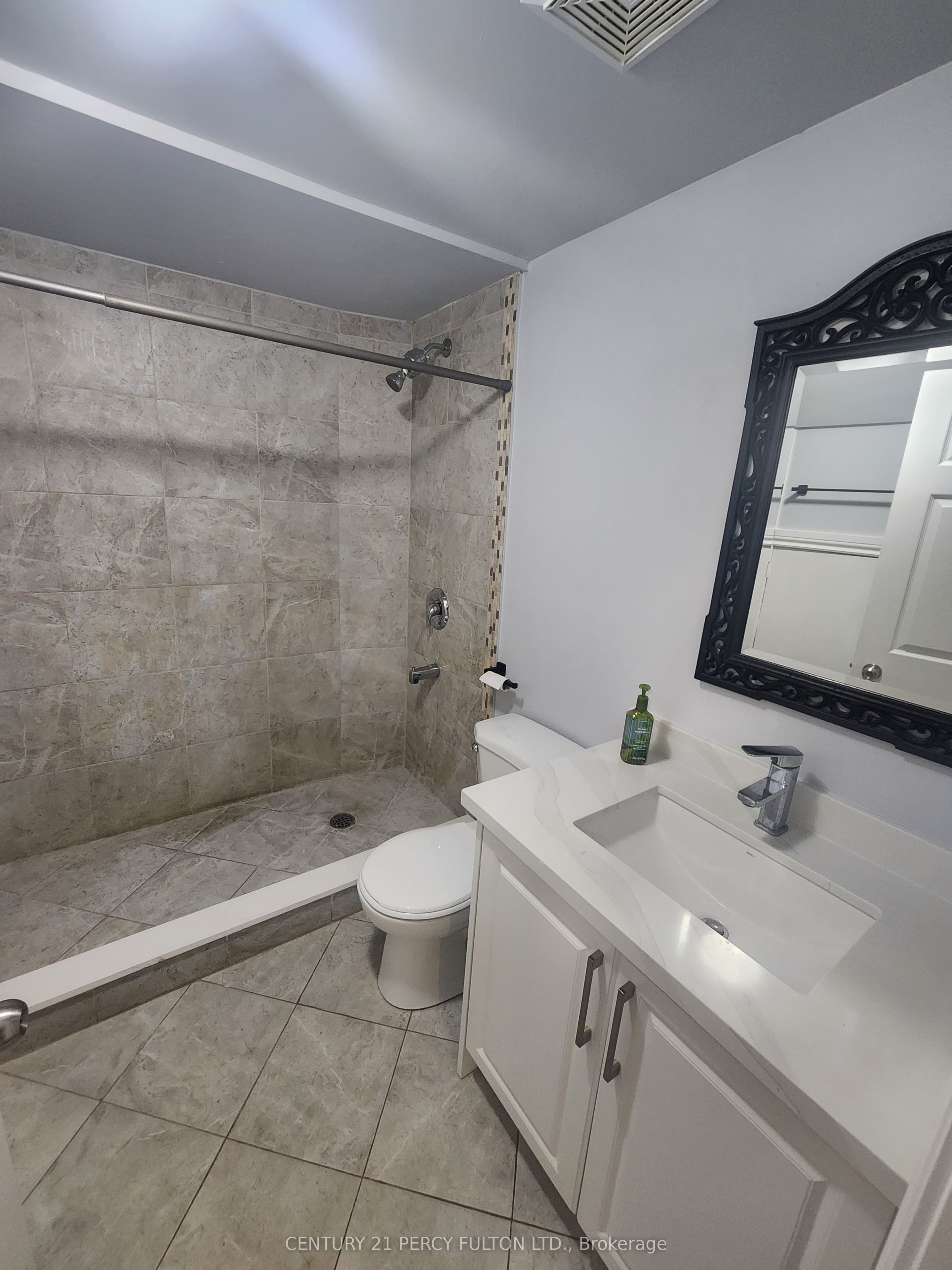 270 Wilson Road S, Oshawa 4