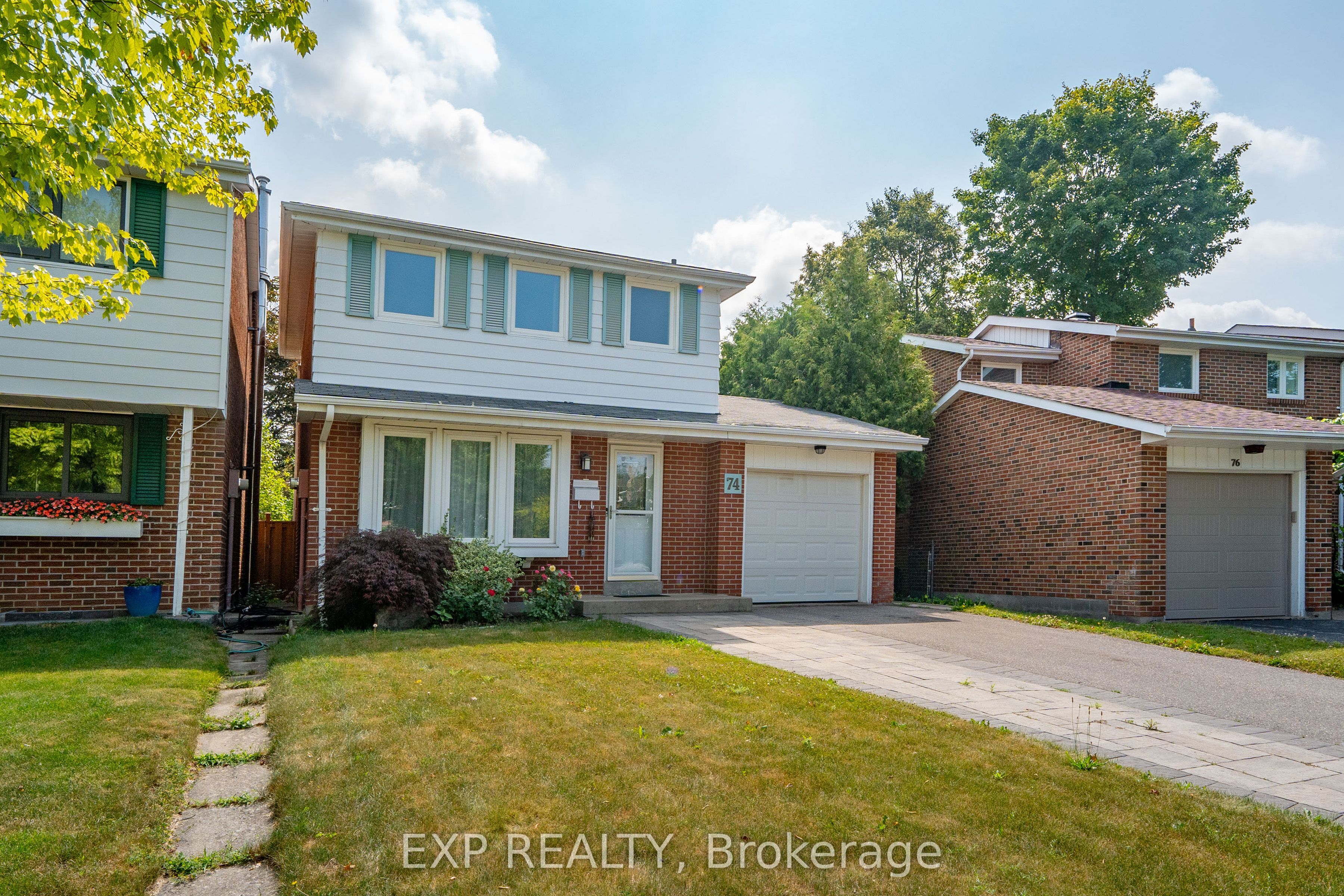 74 Longford Crescent, Scarborough 4
