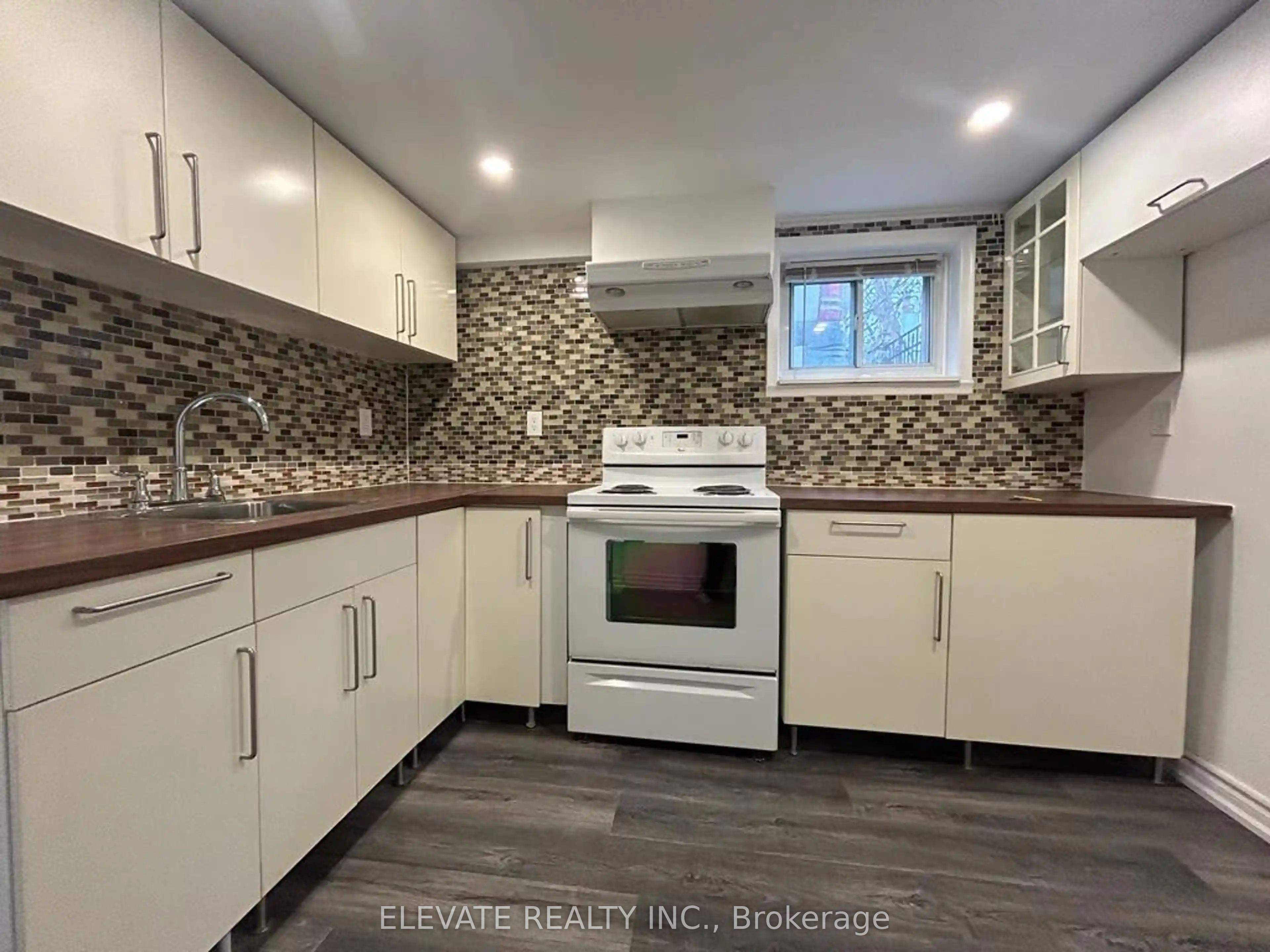 Unit B - 5 Hollydene Road, Scarborough 2