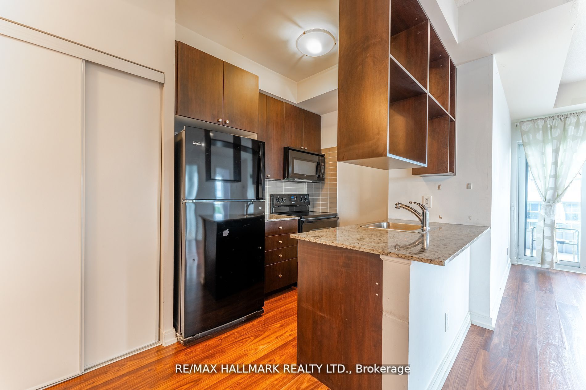 Unit 2220 - 181 Village Green Square, Scarborough 5