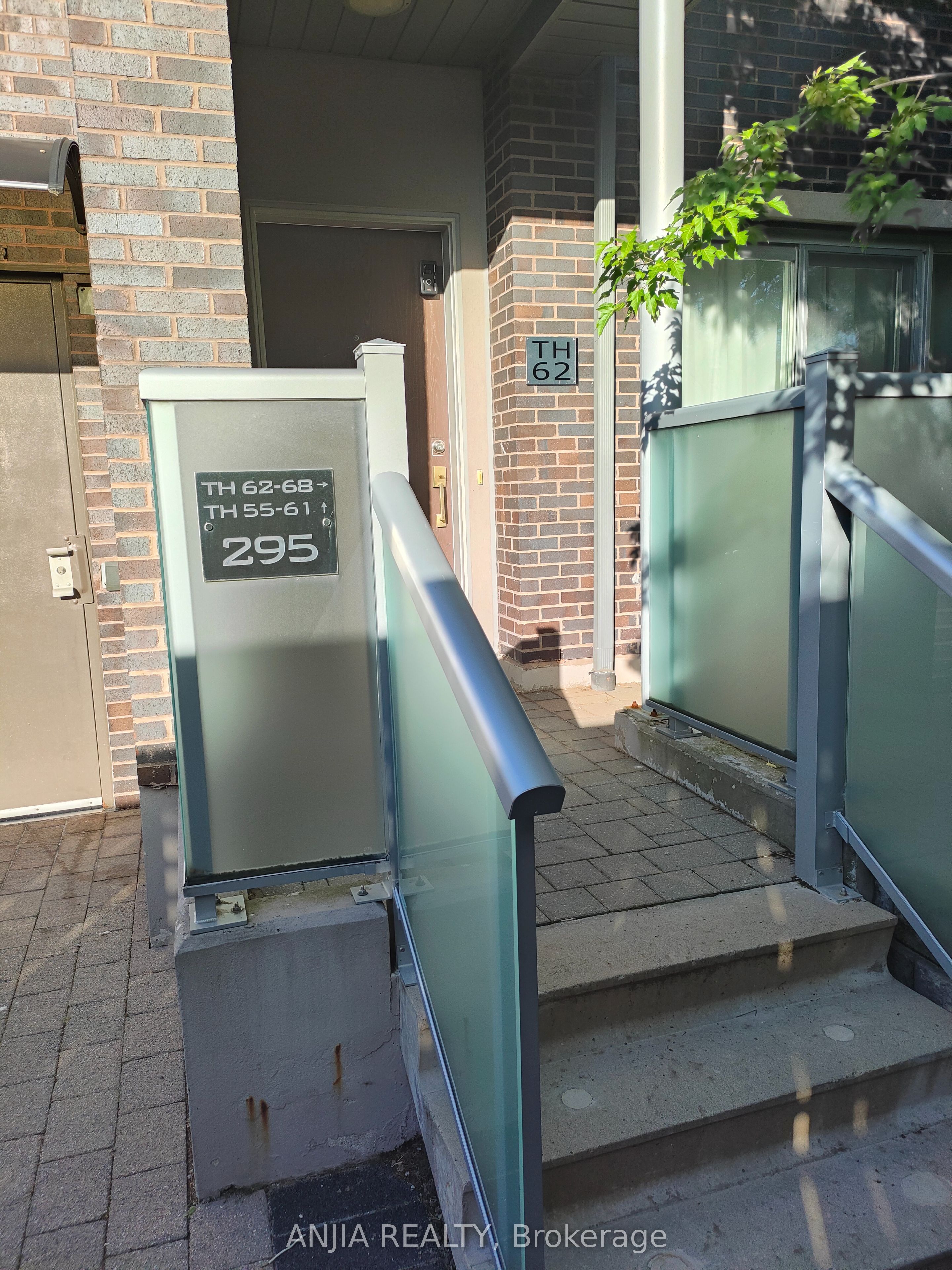 Unit 62 - 295 Village Green Square, Scarborough 2