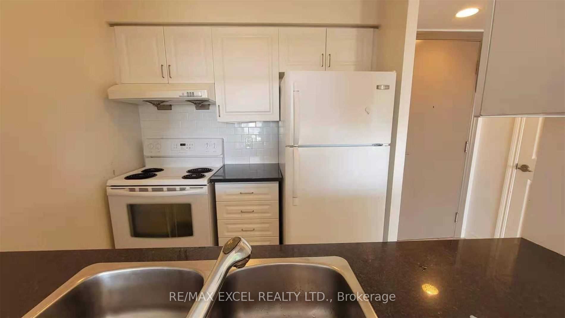 Unit 908 - 60 Town Centre Court, Scarborough 5
