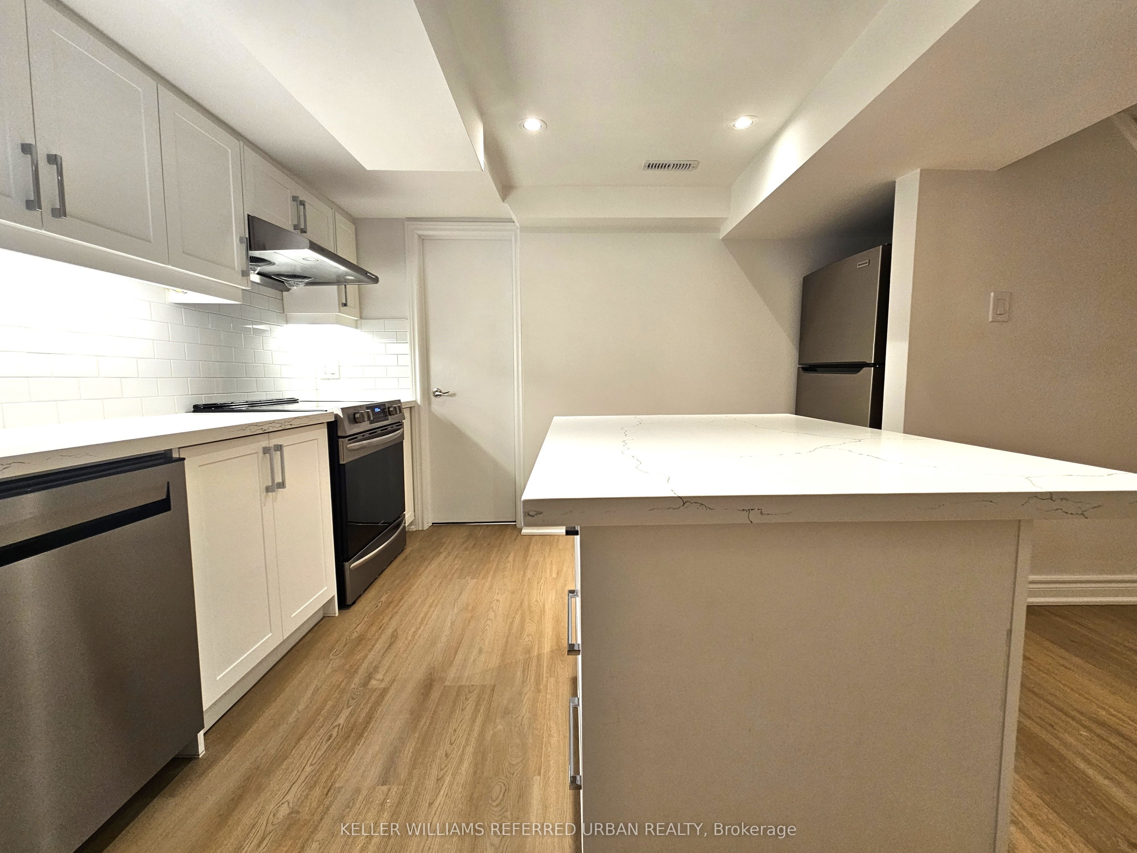 Unit Bsmt - 976 Timmins Gardens, Pickering 5