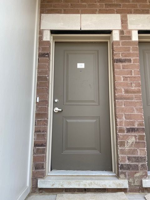 Unit 11 - 490 BERESFORD Path, Oshawa 3