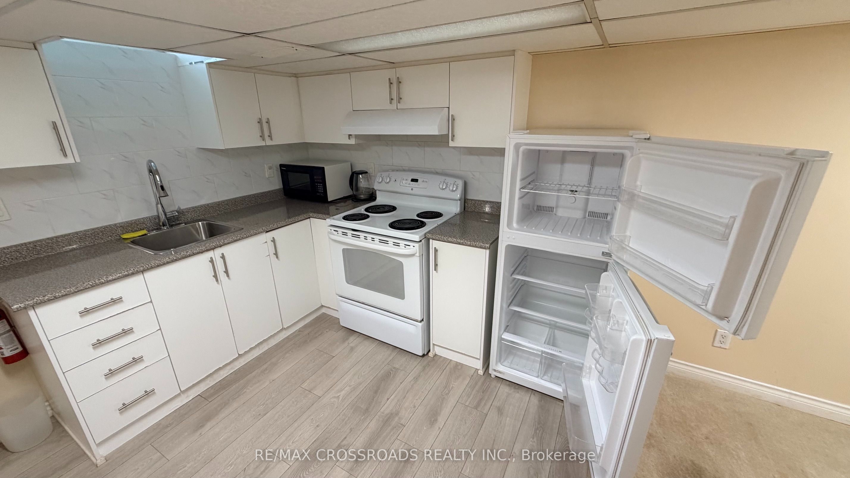 79 Morningview Trail S, Scarborough 3