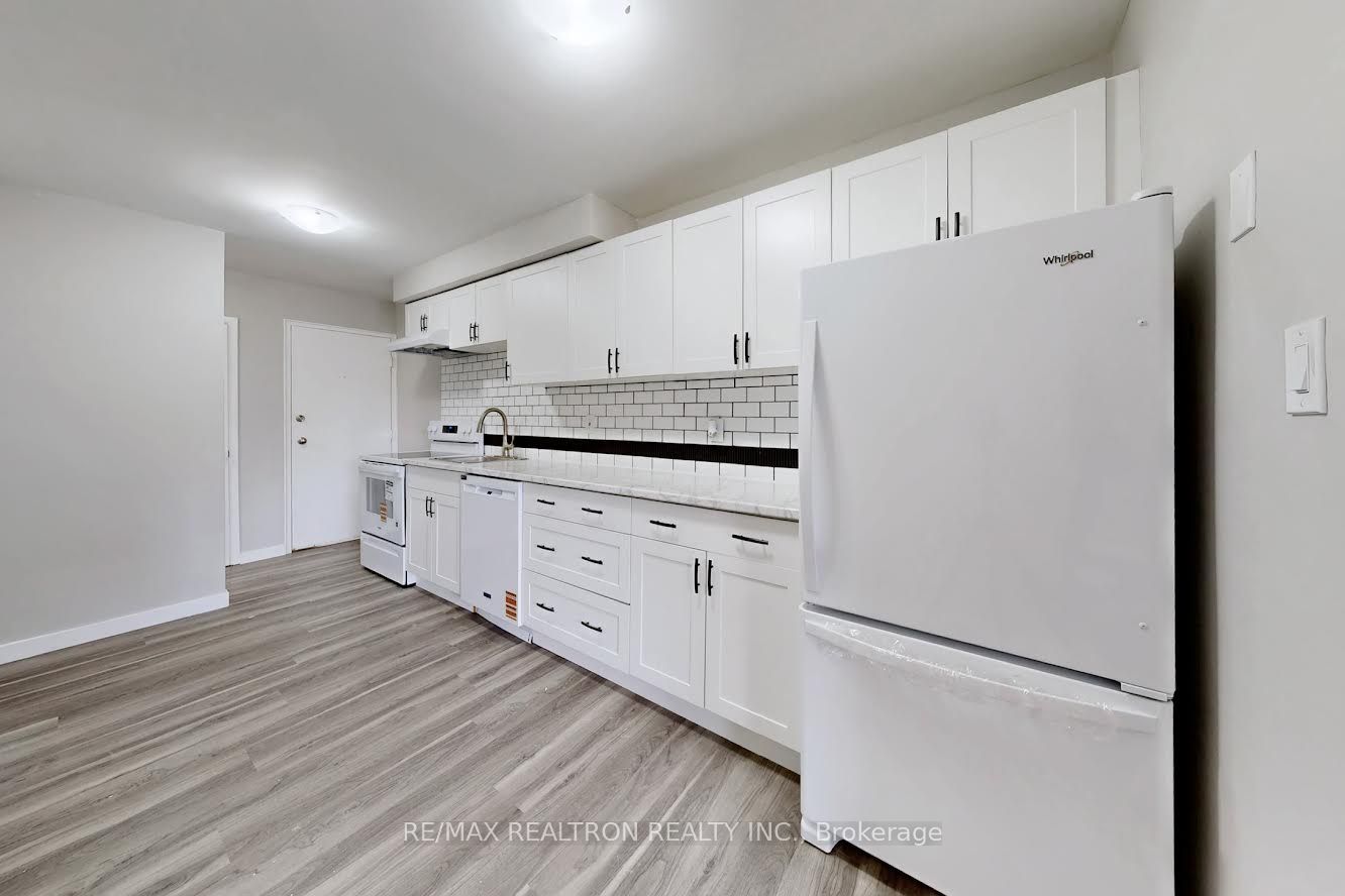 Unit 3 - 362 Elgin Court, Oshawa 5