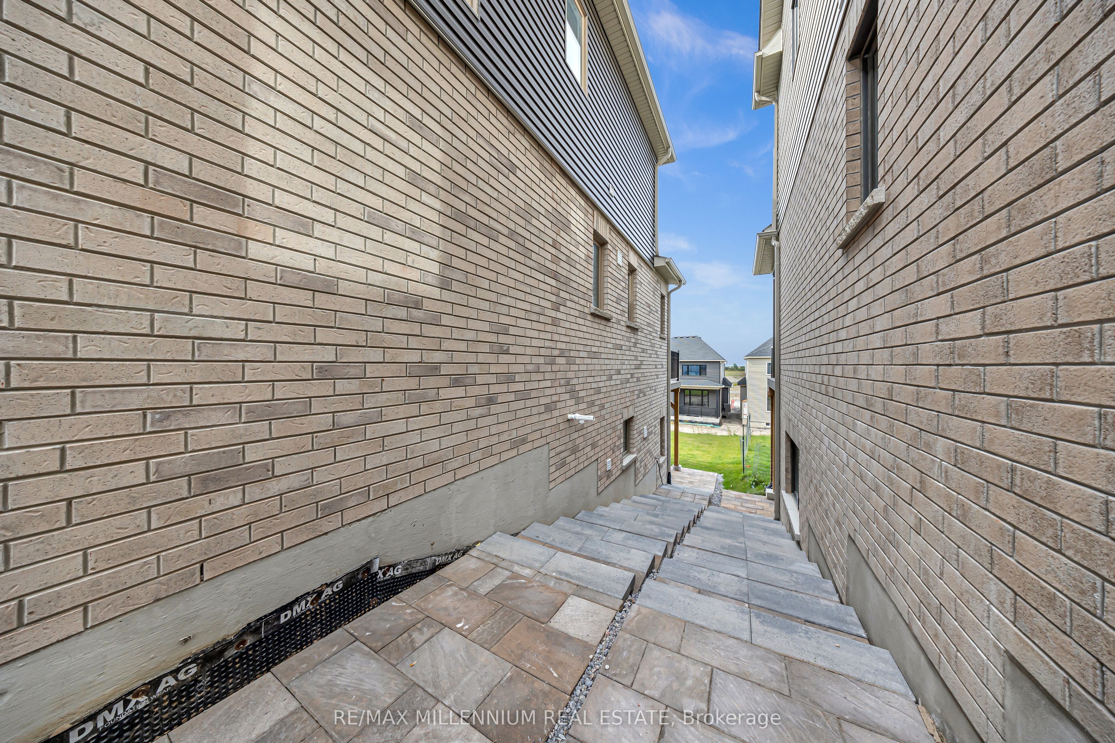 Unit BSMT - 2148 Verne Bowen Street, Oshawa 3