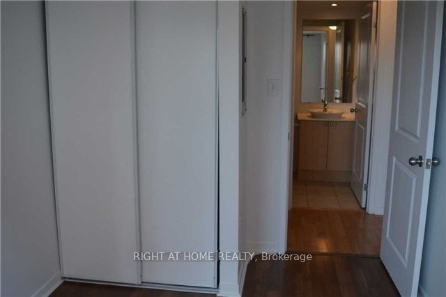 Unit 2 - 32 Florence Wyle Lane, Toronto 2