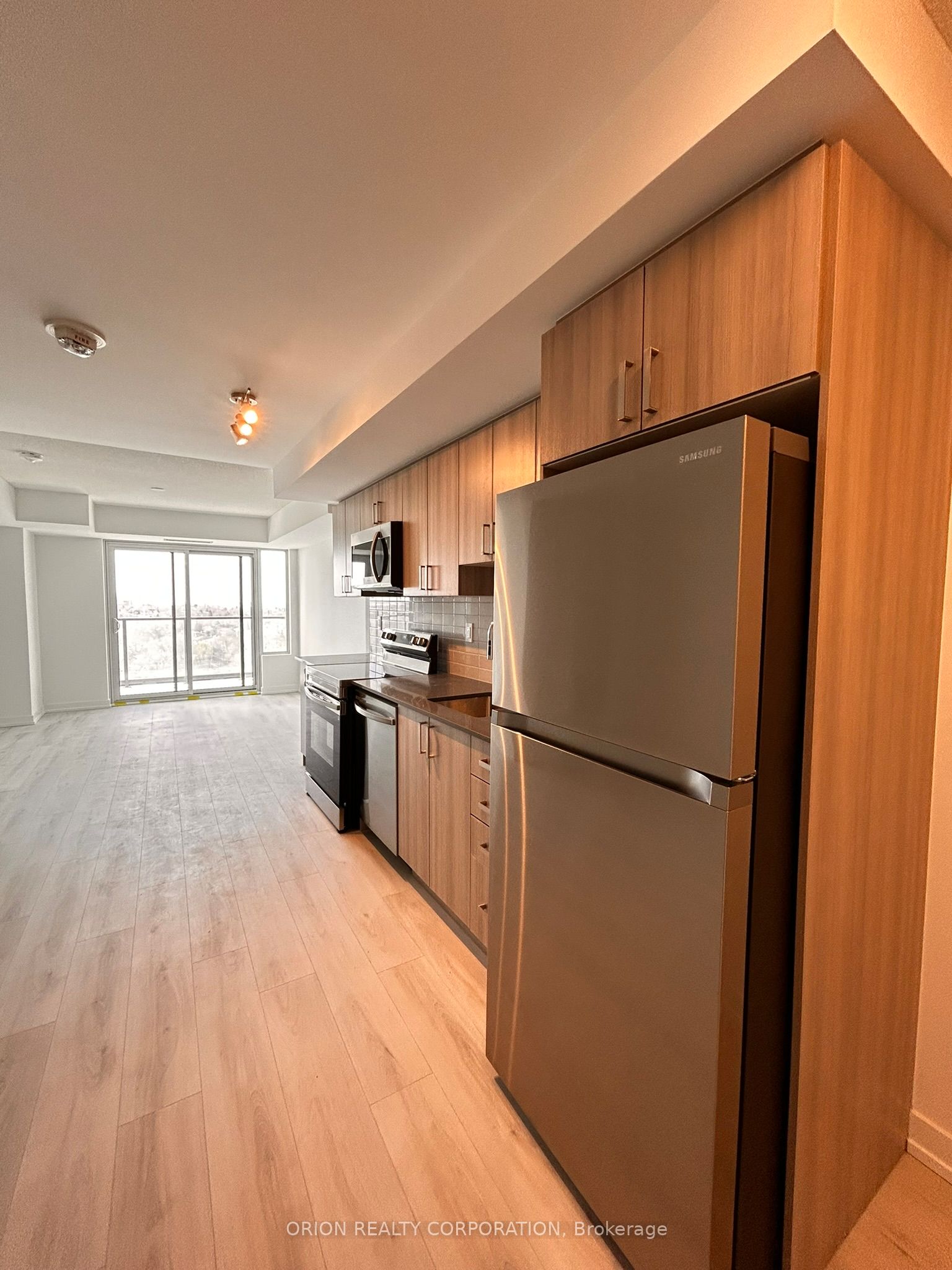 Unit 1004 - 1435 Celebration Drive, Pickering 3