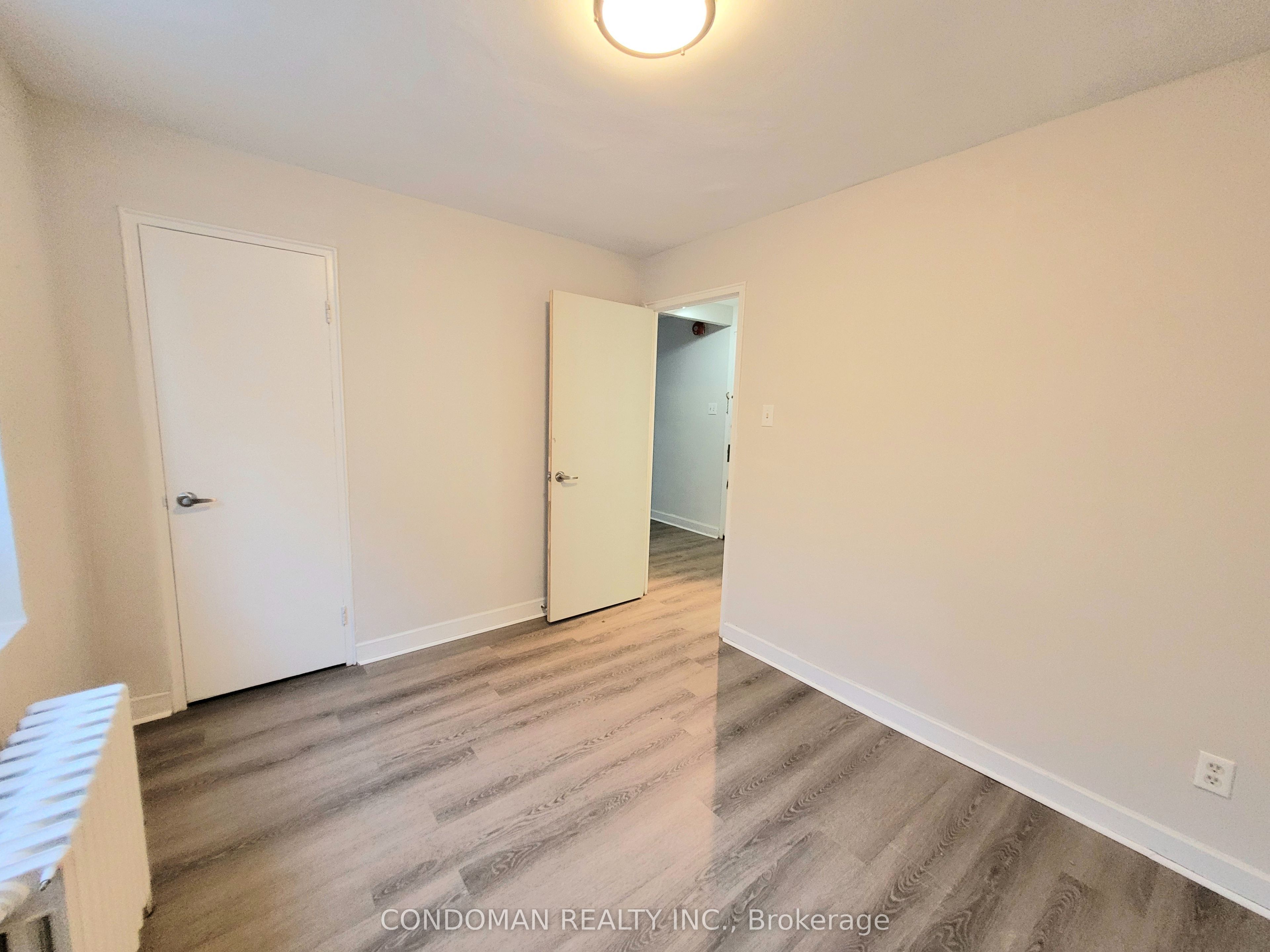 Unit 105 - 852 Broadview Avenue, Toronto 5