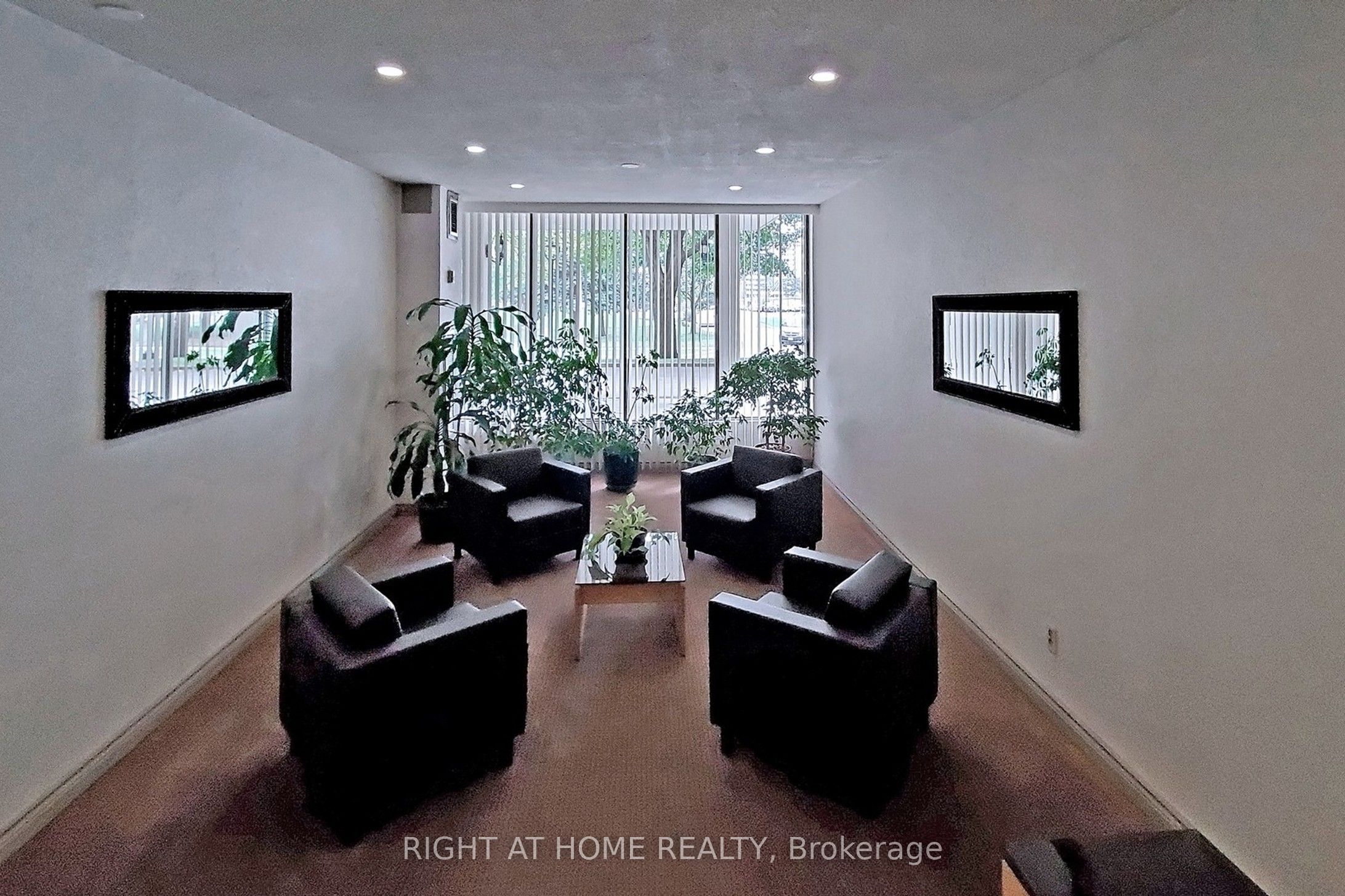 Unit 1002 - 40 Bay Mills Boulevard, Scarborough 3