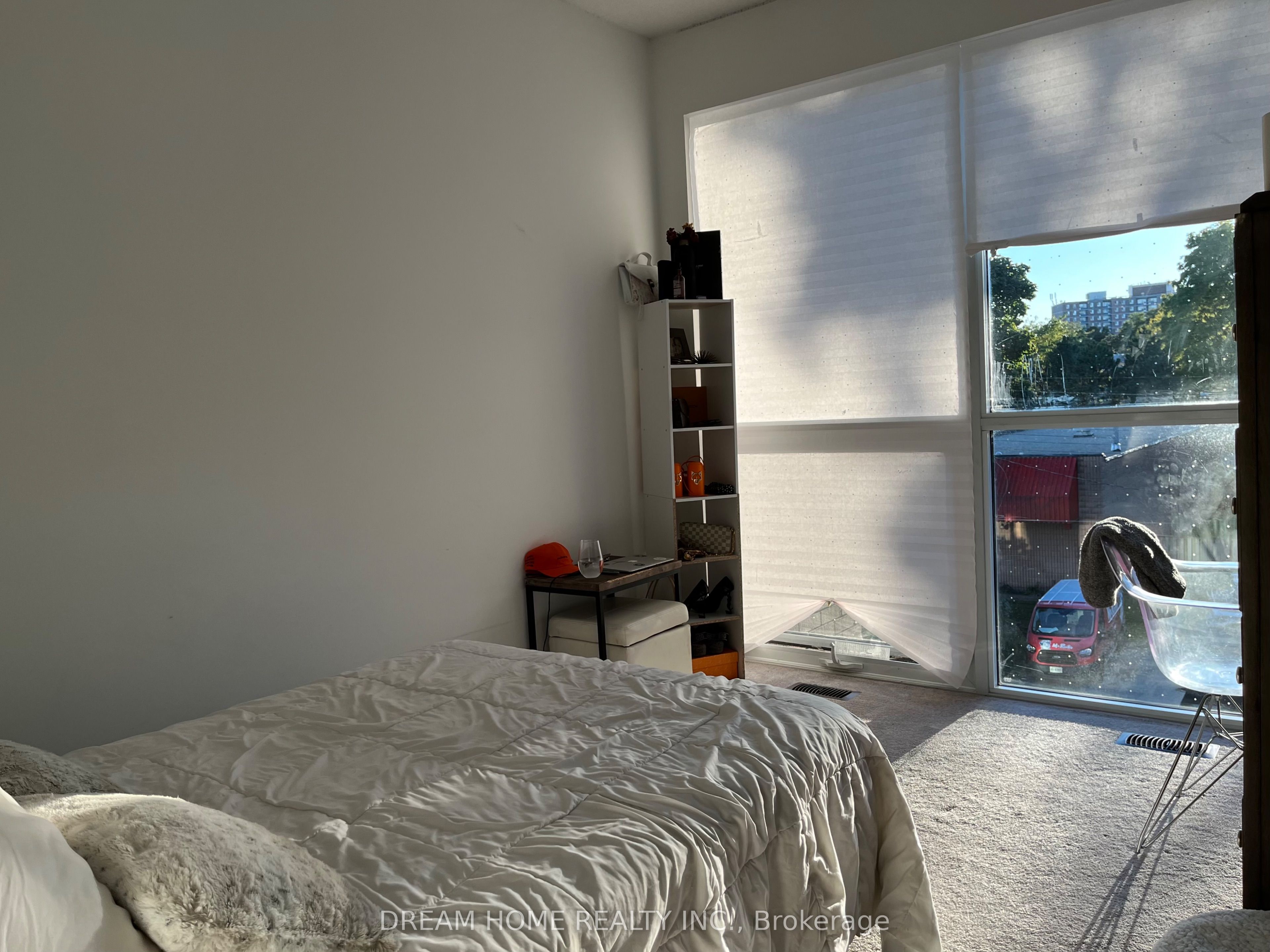 Unit B2 - 3 Falaise Road, Scarborough 3
