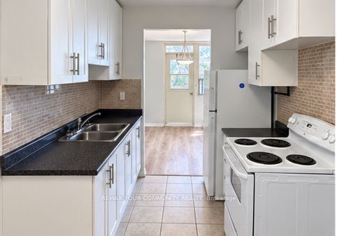 Unit 131 - 199 Hillcroft Street, Oshawa 4