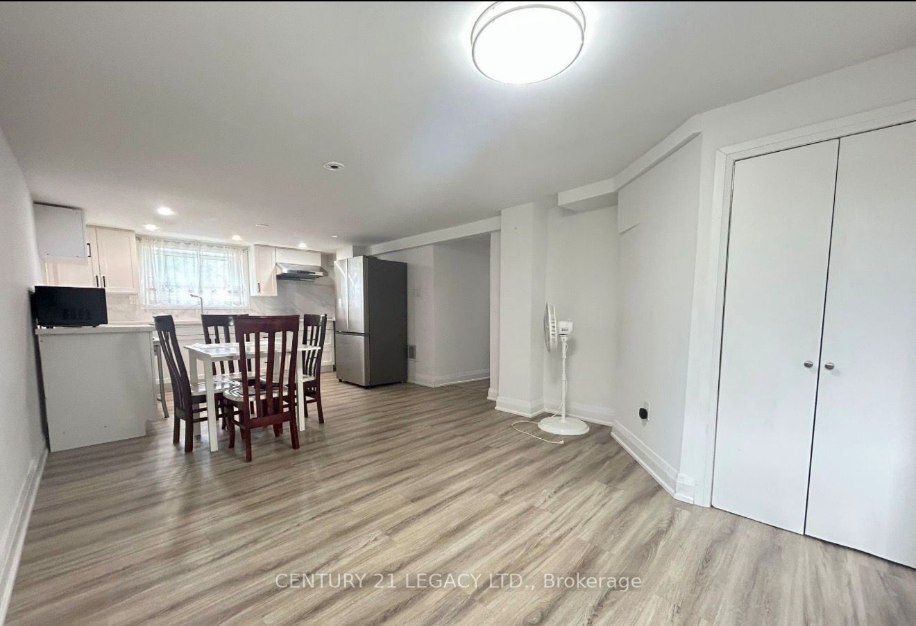 68 Singleton Road, Scarborough 5