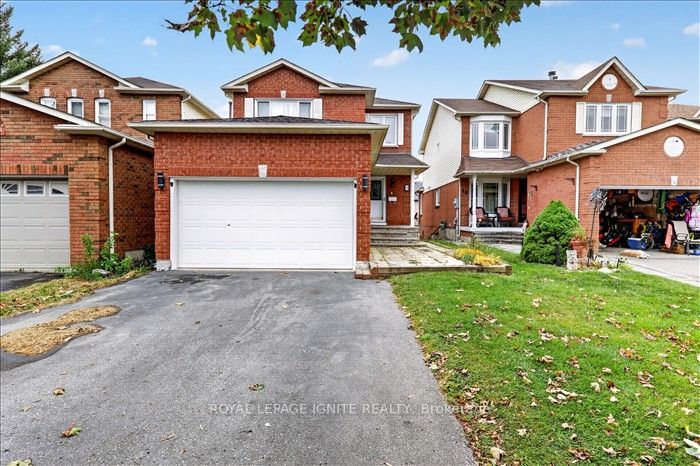 Unit UPPER - 8 Vail Meadows Crescent, Clarington 2