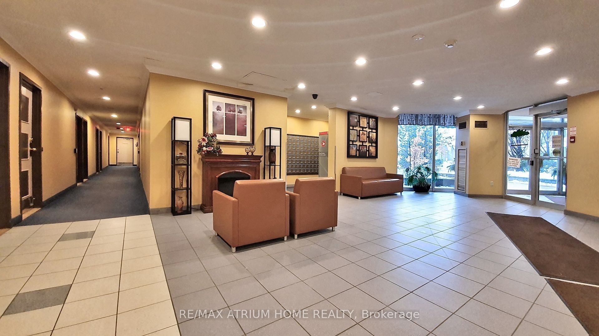 Unit 1515 - 3050 Ellesmere Road, Scarborough 3