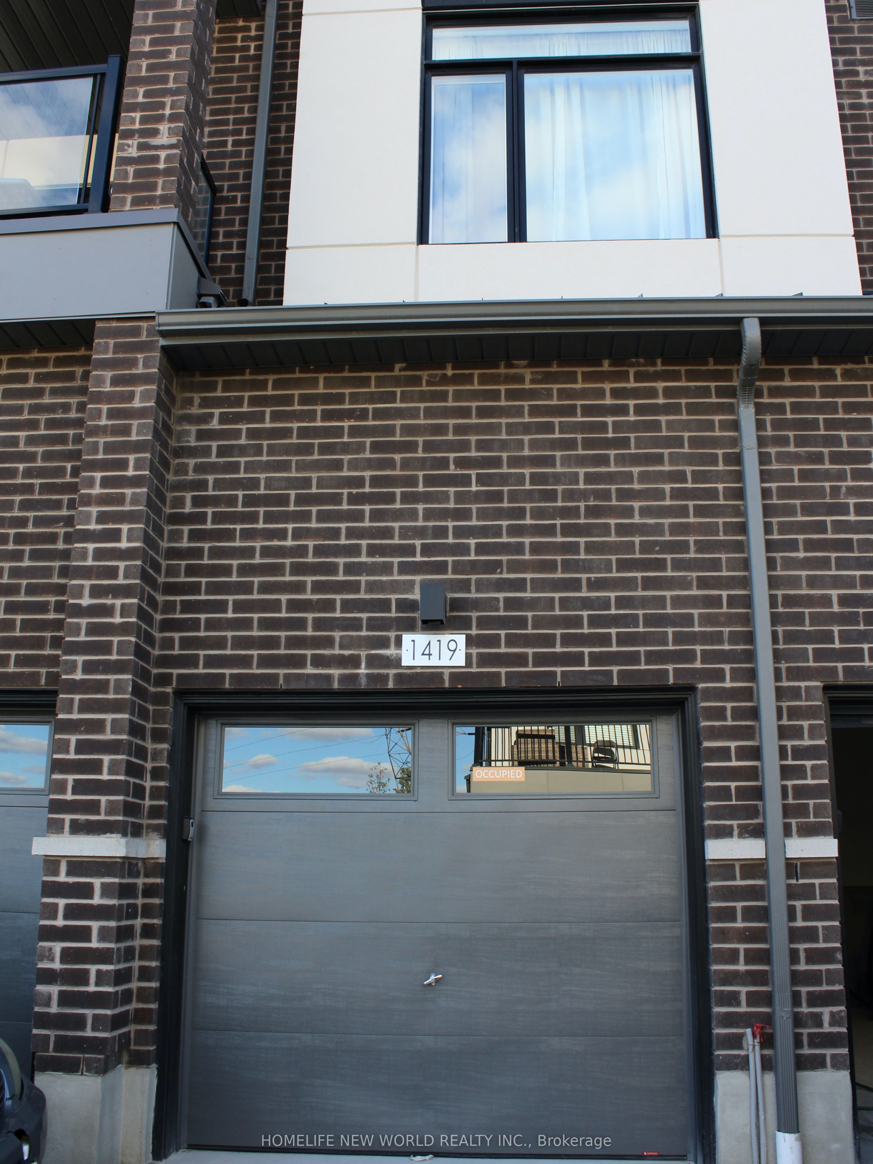 Unit 1419 - 1695 Dersan Street, Pickering 3