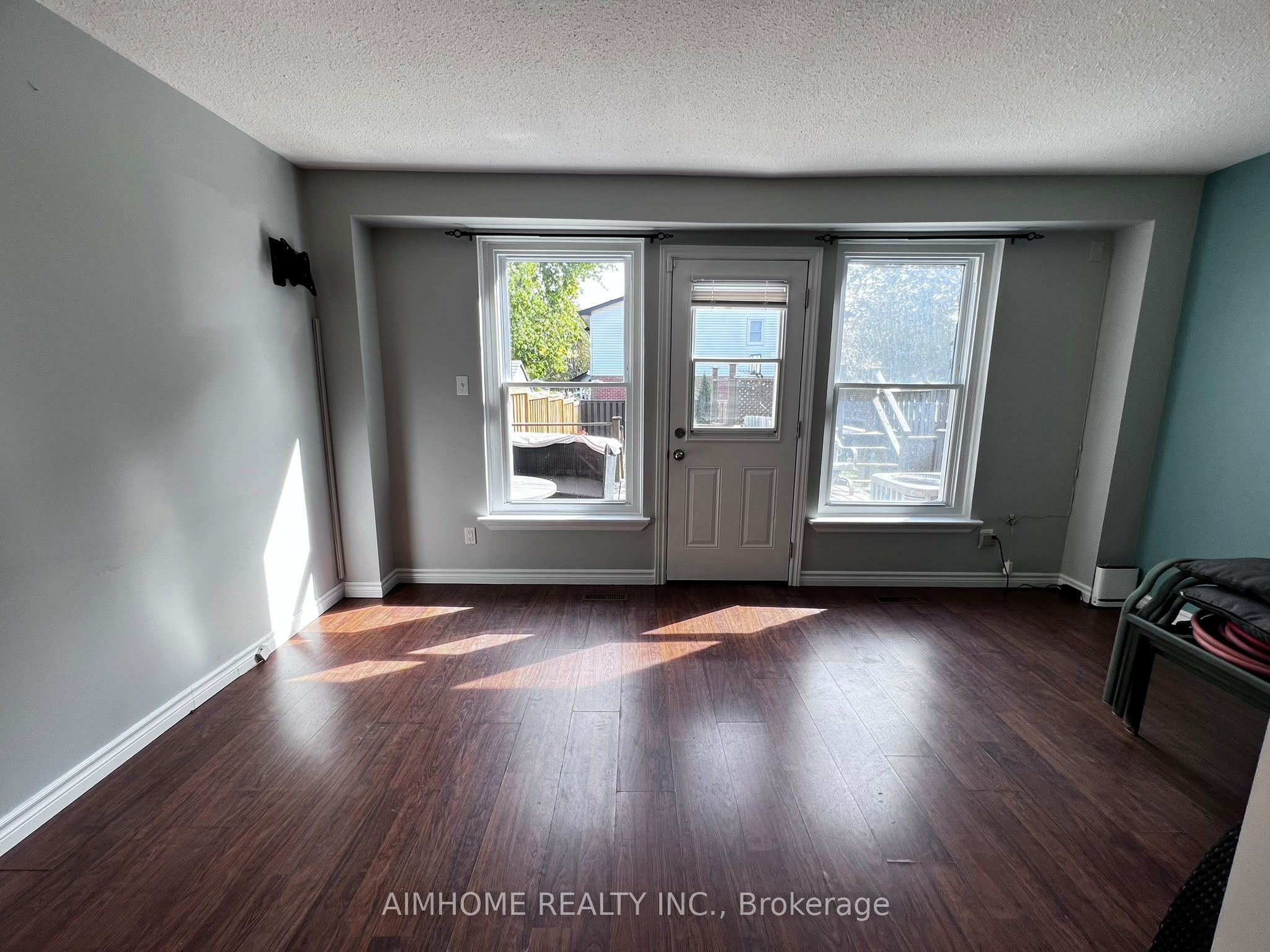 676 Balsam Crescent, Oshawa 2