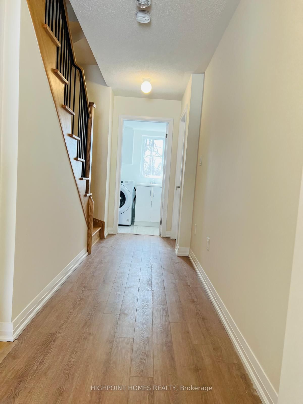 4 Coote Court, Ajax 2