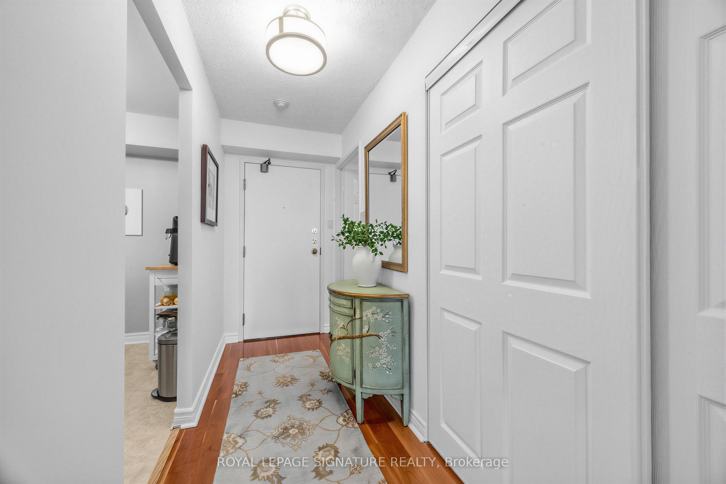 Unit 1006 - 4 Park Vista, Toronto 3