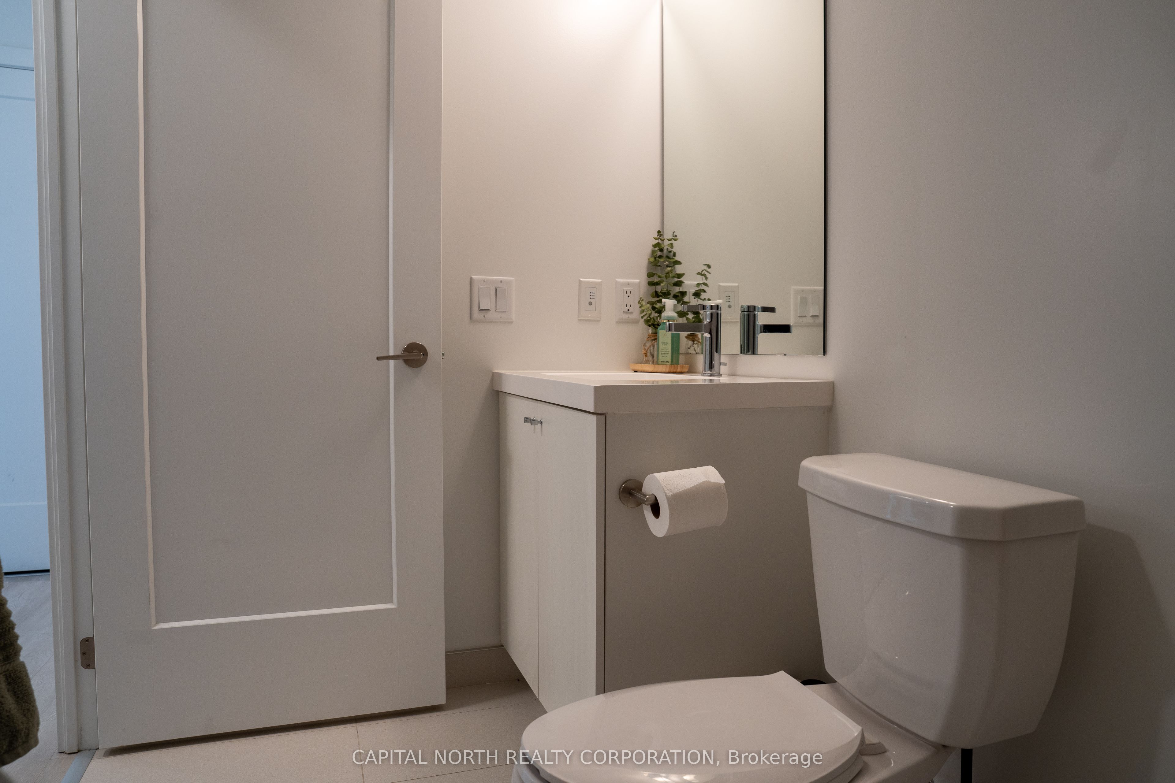 Unit 1904 - 2545 Simcoe Street N, Oshawa 3