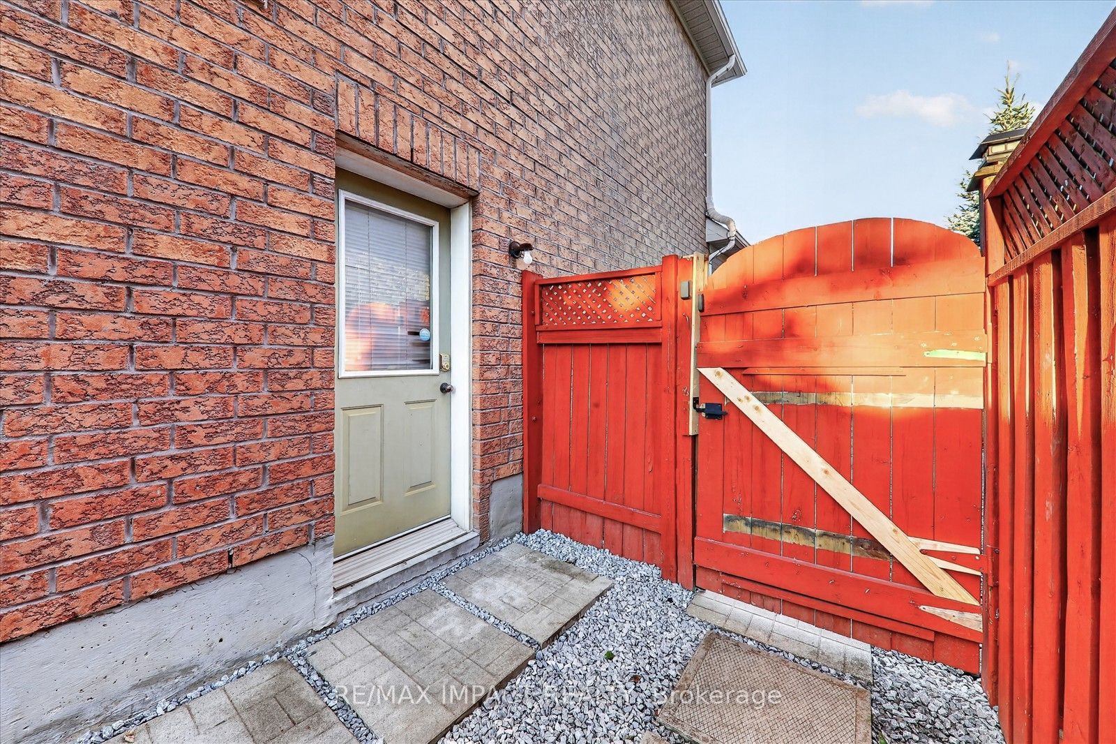 Unit Basement - 130 Baycliffe Drive, Whitby 5