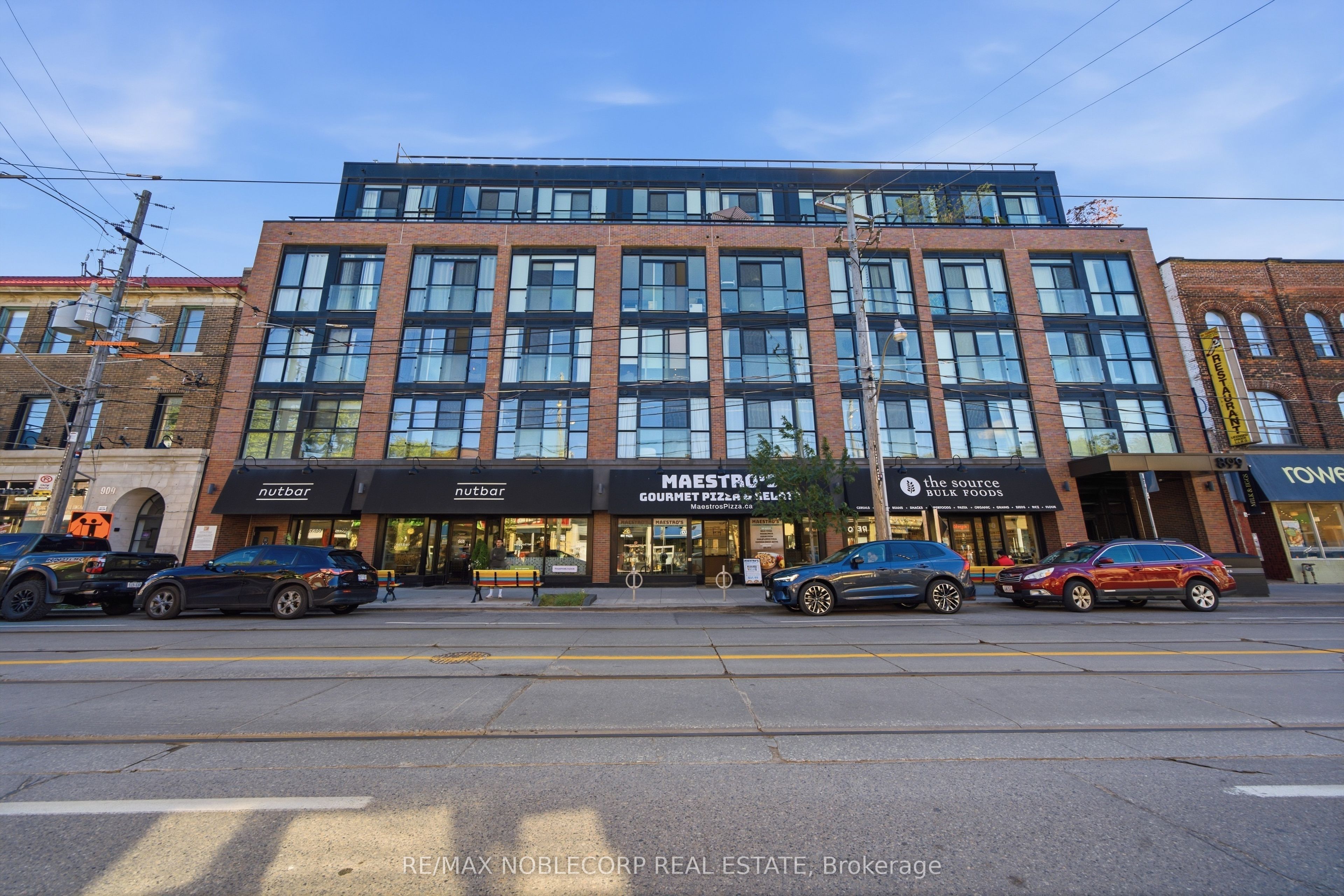 Unit 413 - 899 Queen Street, Toronto 2