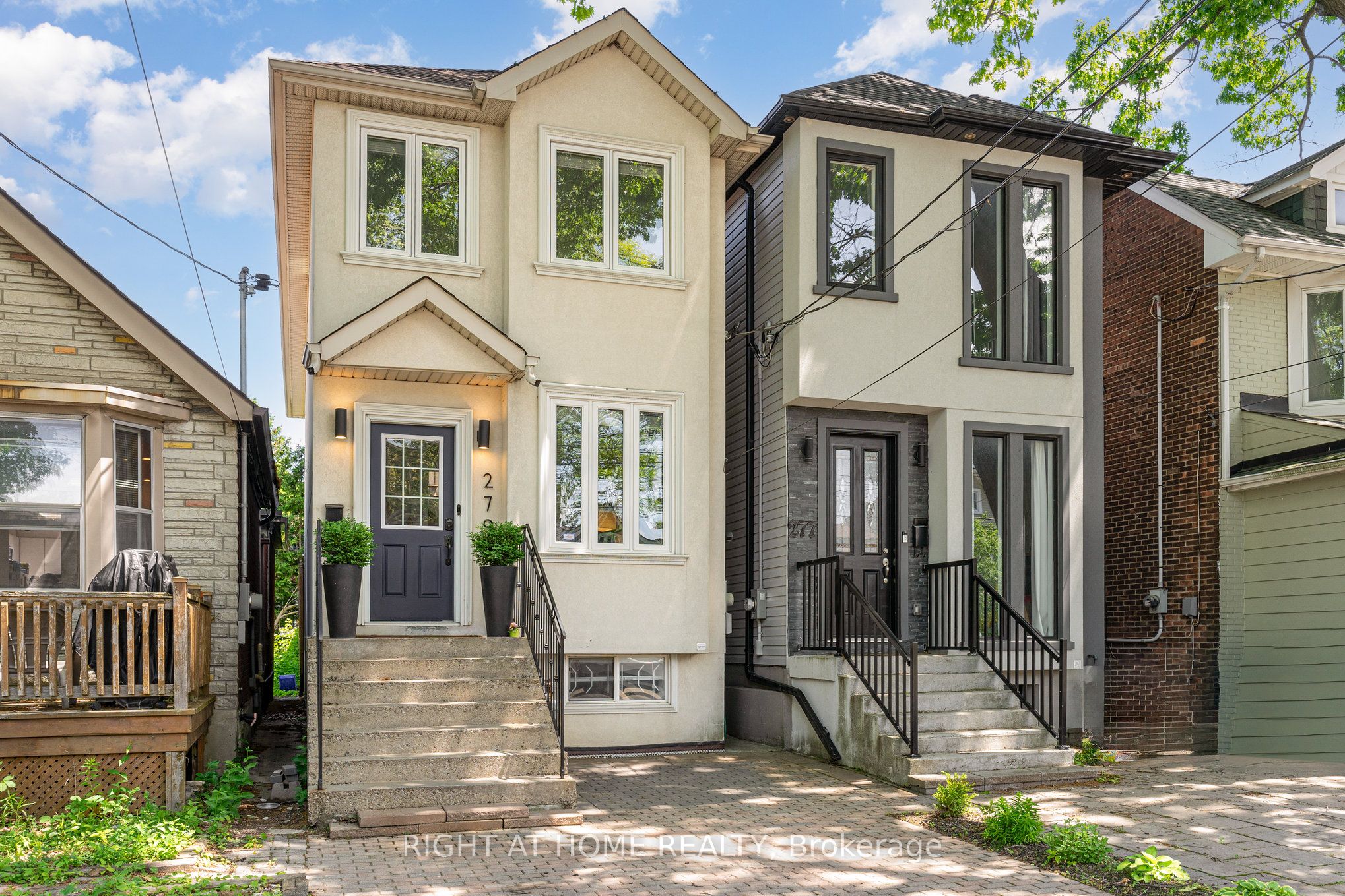 279 Chisholm Ave, Toronto, Ontario M4C4W5 Sold History HouseSigma