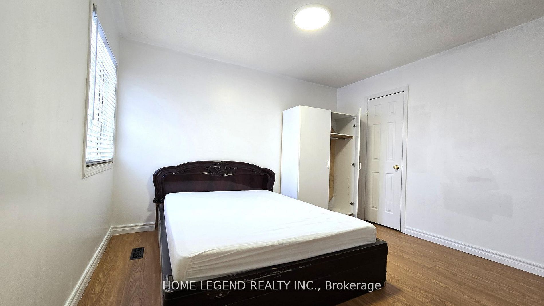 Unit 202 - 3 Merry Brook Lane, Markham 4