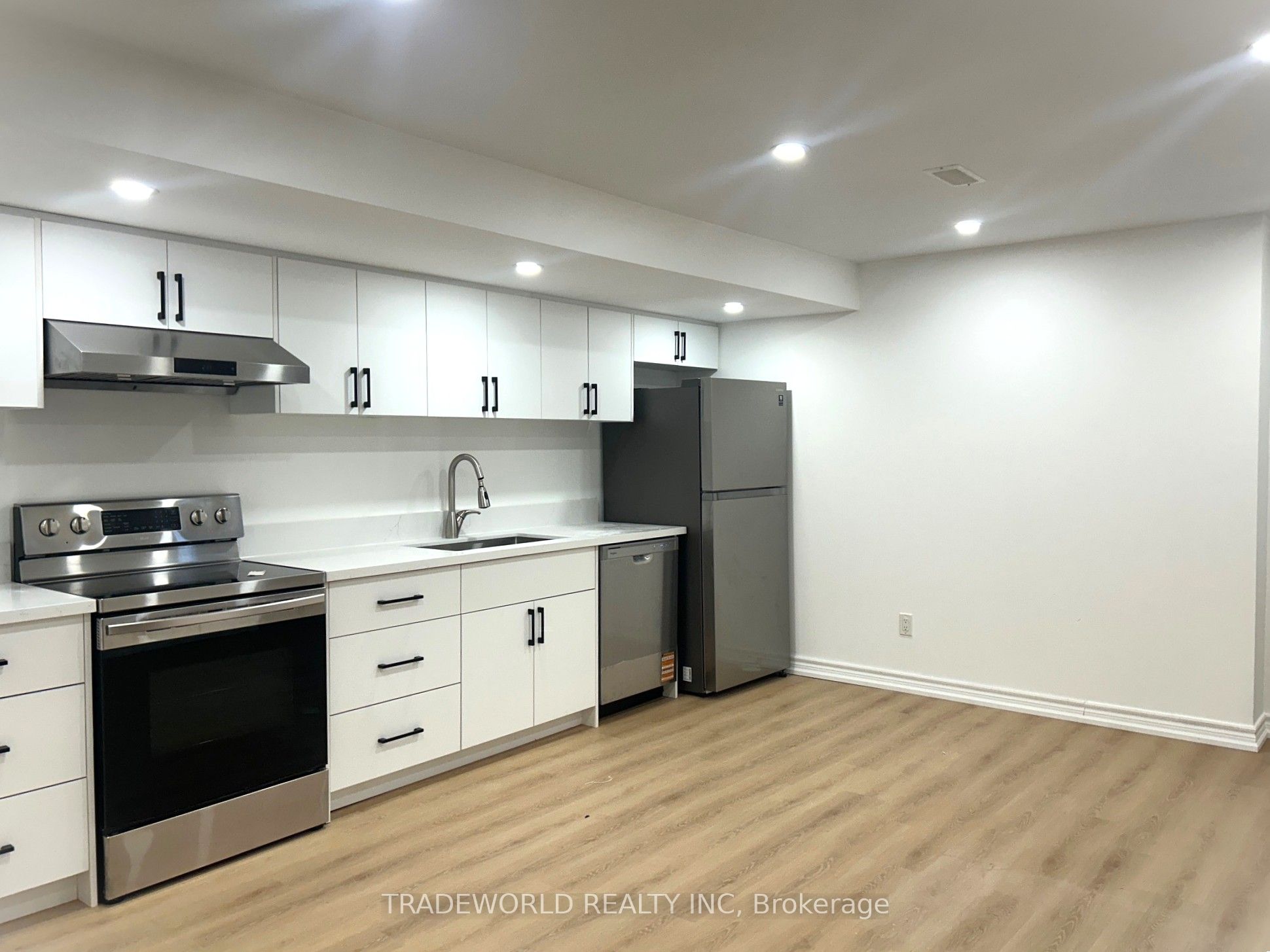 Unit Basement Unit - 142 Shady Oaks Avenue, Markham 3