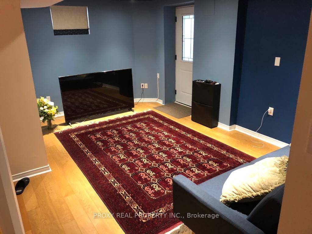 Unit Bsmt - 6 Nantucket Drive, Richmond Hill 2