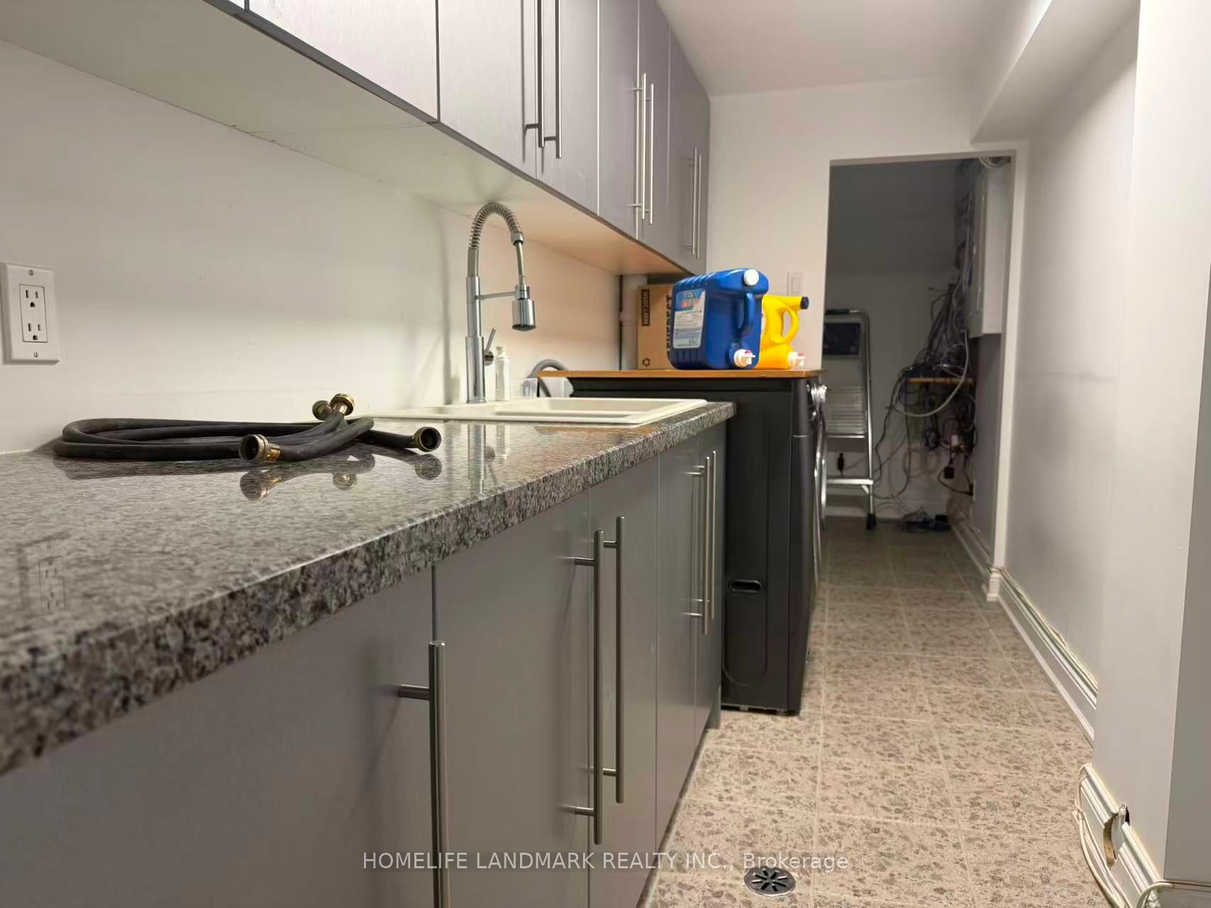 Unit Basement - 339 Elmwood Avenue, Richmond Hill 4
