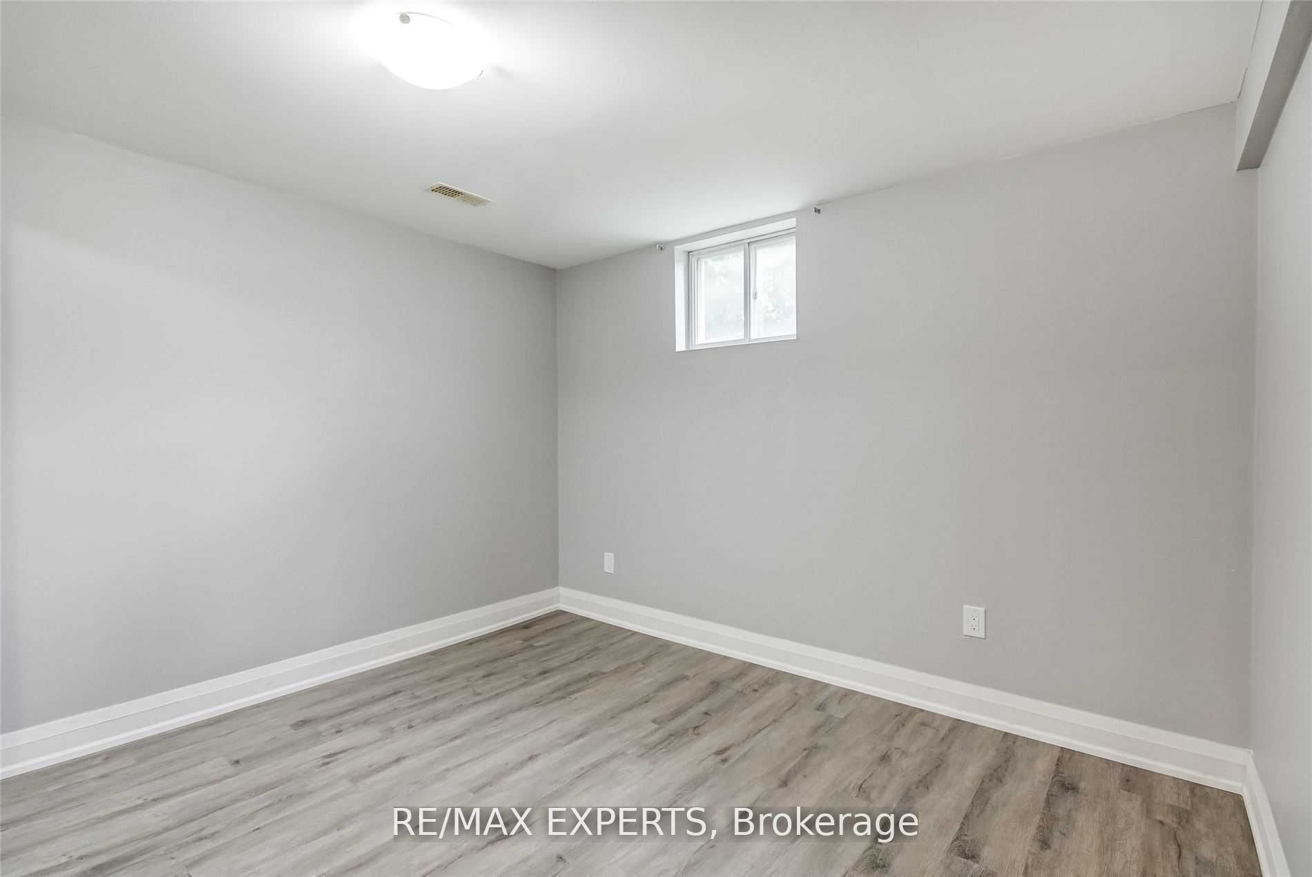 Unit Lower - 39 The Boulevard, New Tecumseth 4