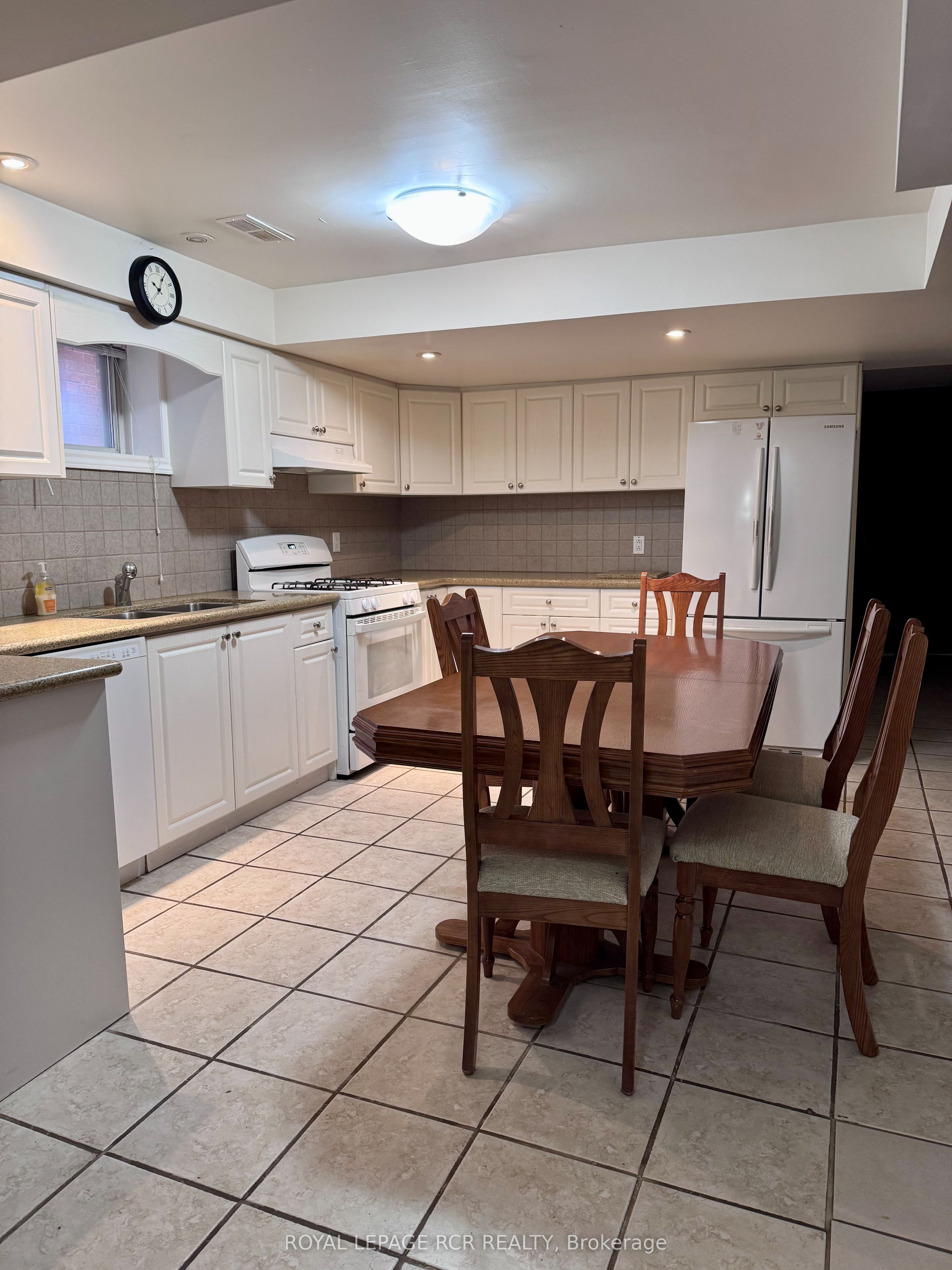 47 Harmonia Crescent, Vaughan 4