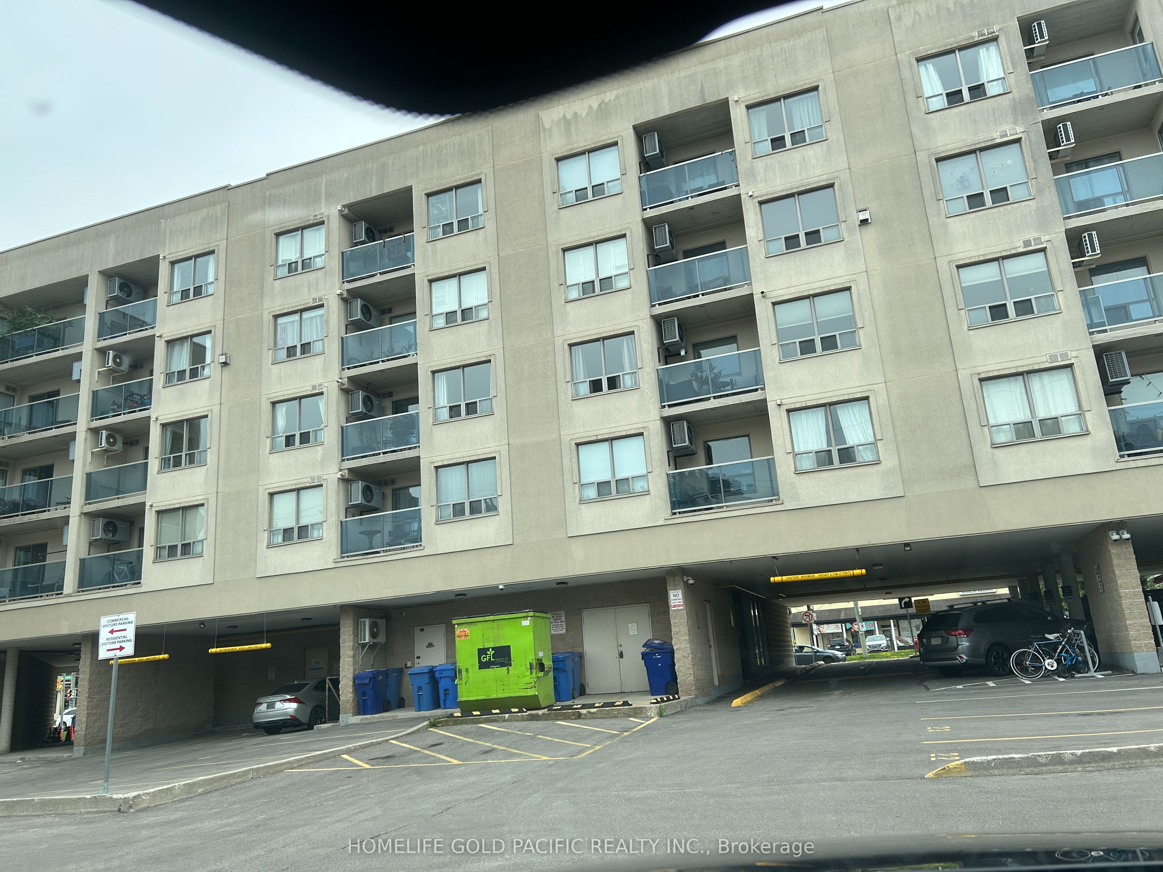 Unit 310 - 160 Wellington Street E, Aurora 1