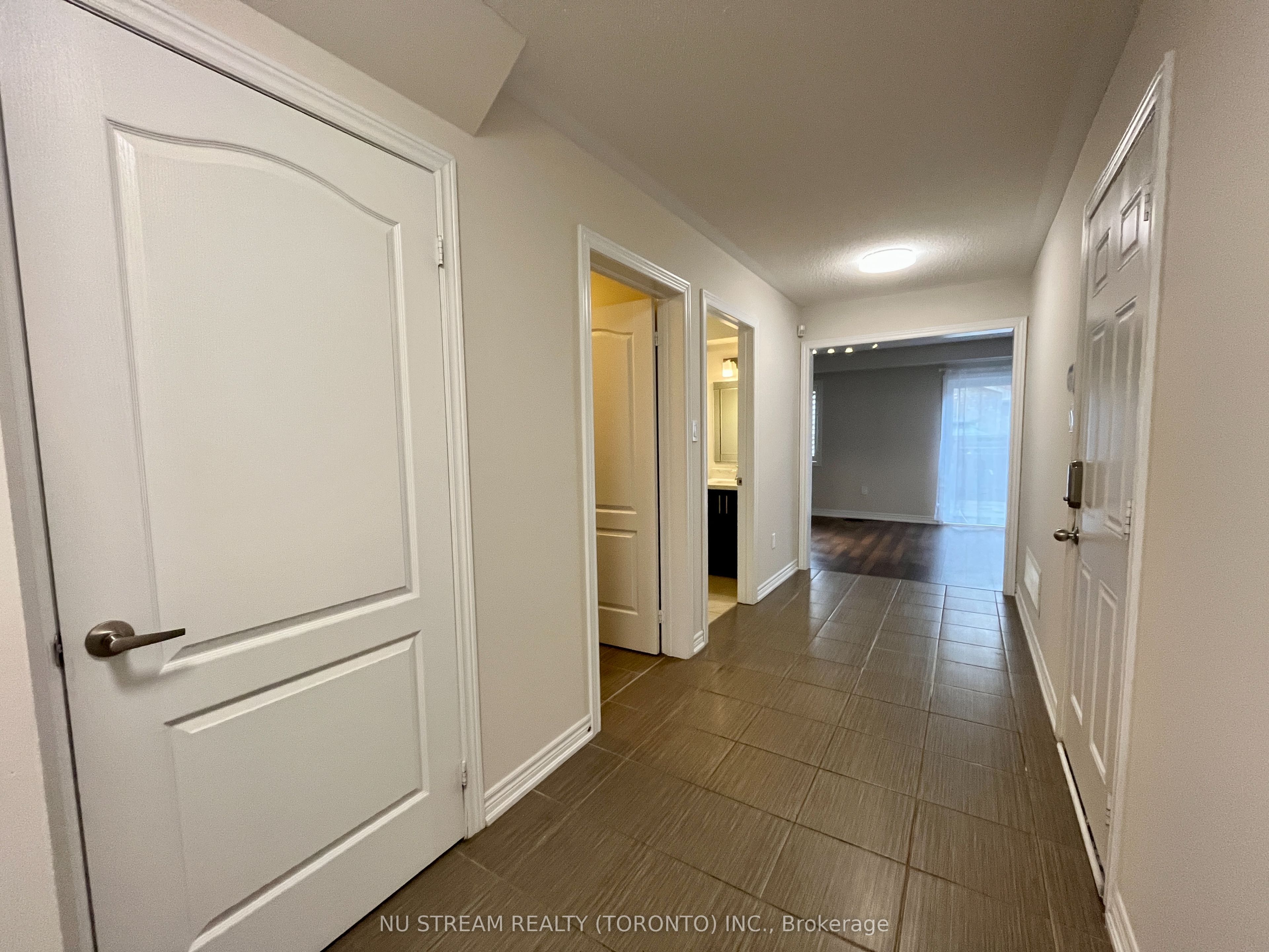 Unit 1st&Bsm - 41 Begonia Street, Markham 4