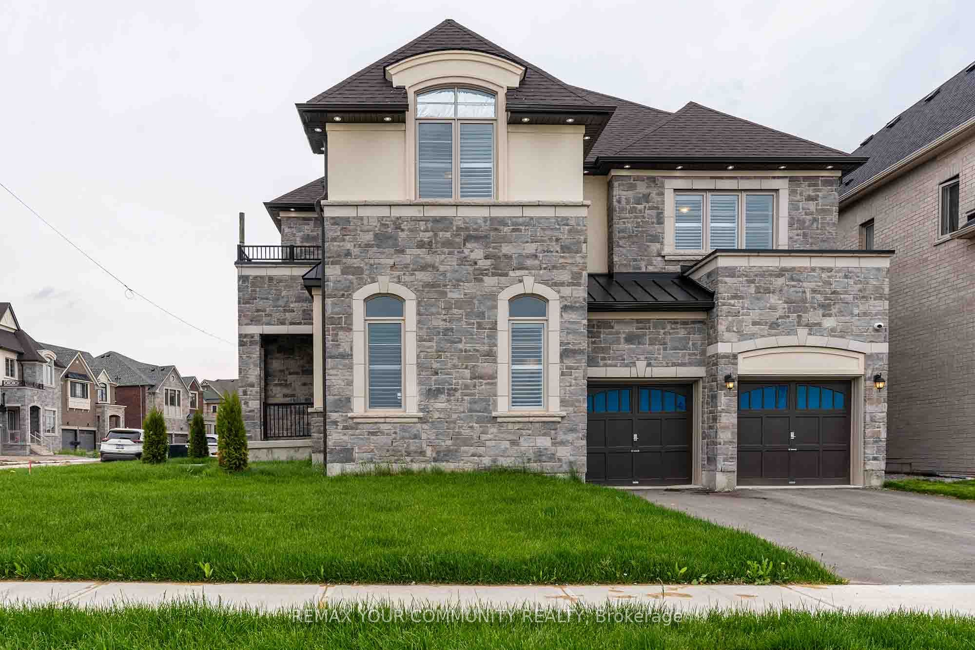 Unit Main - 9 Cranley Road, East Gwillimbury 2