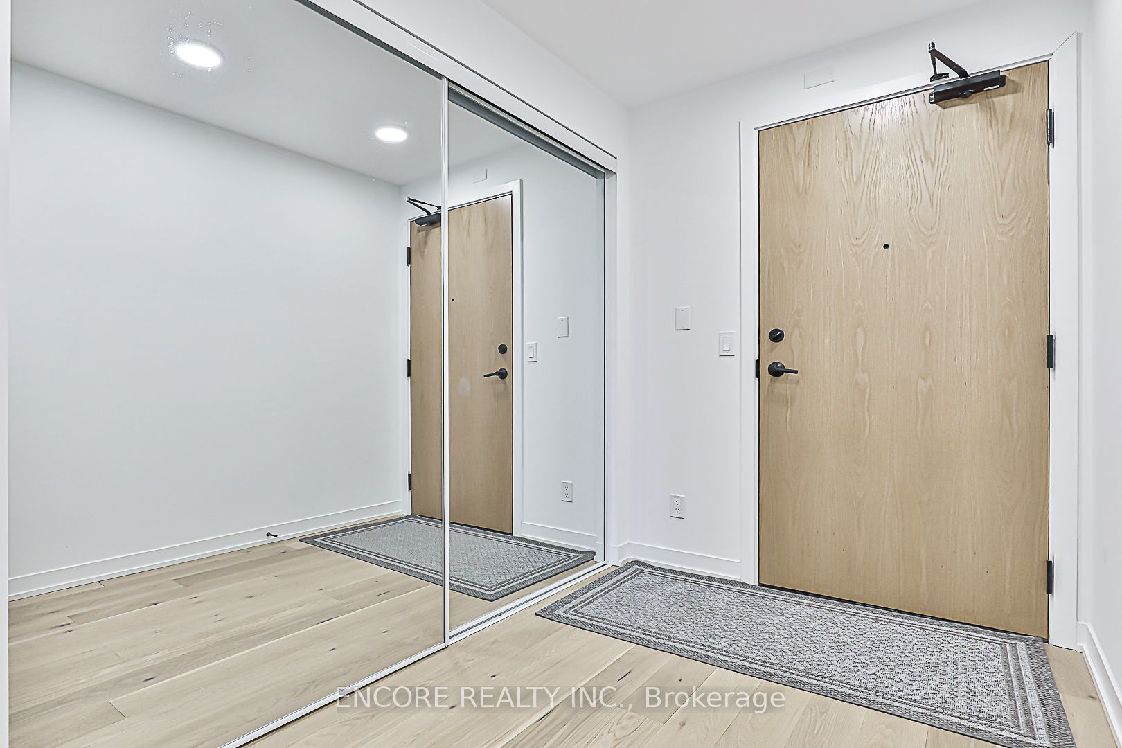 Unit B502 - 7950 Bathurst Street, Vaughan 4