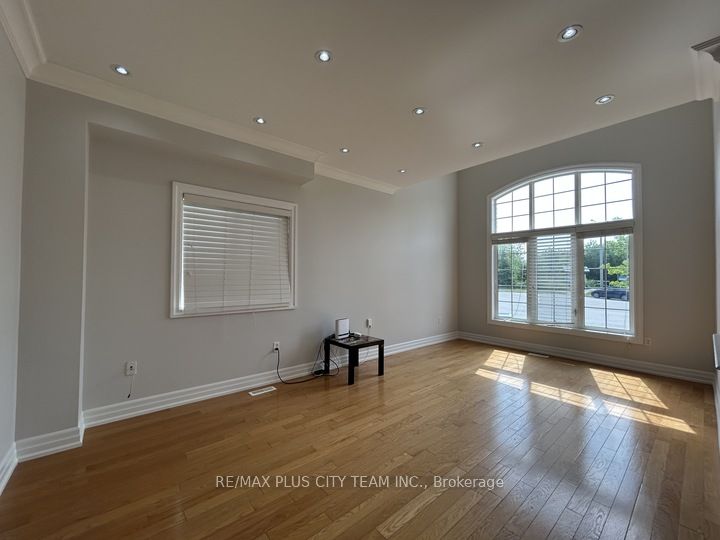 59 Trish Drive, Richmond Hill 5