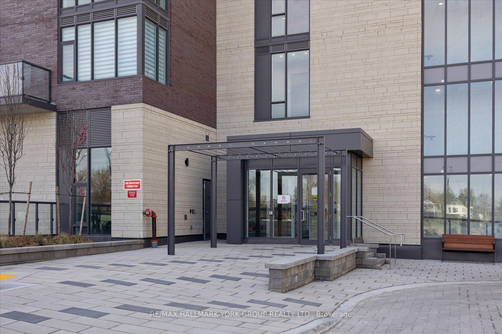 Unit 409 - 705 Davis Drive, Newmarket 2