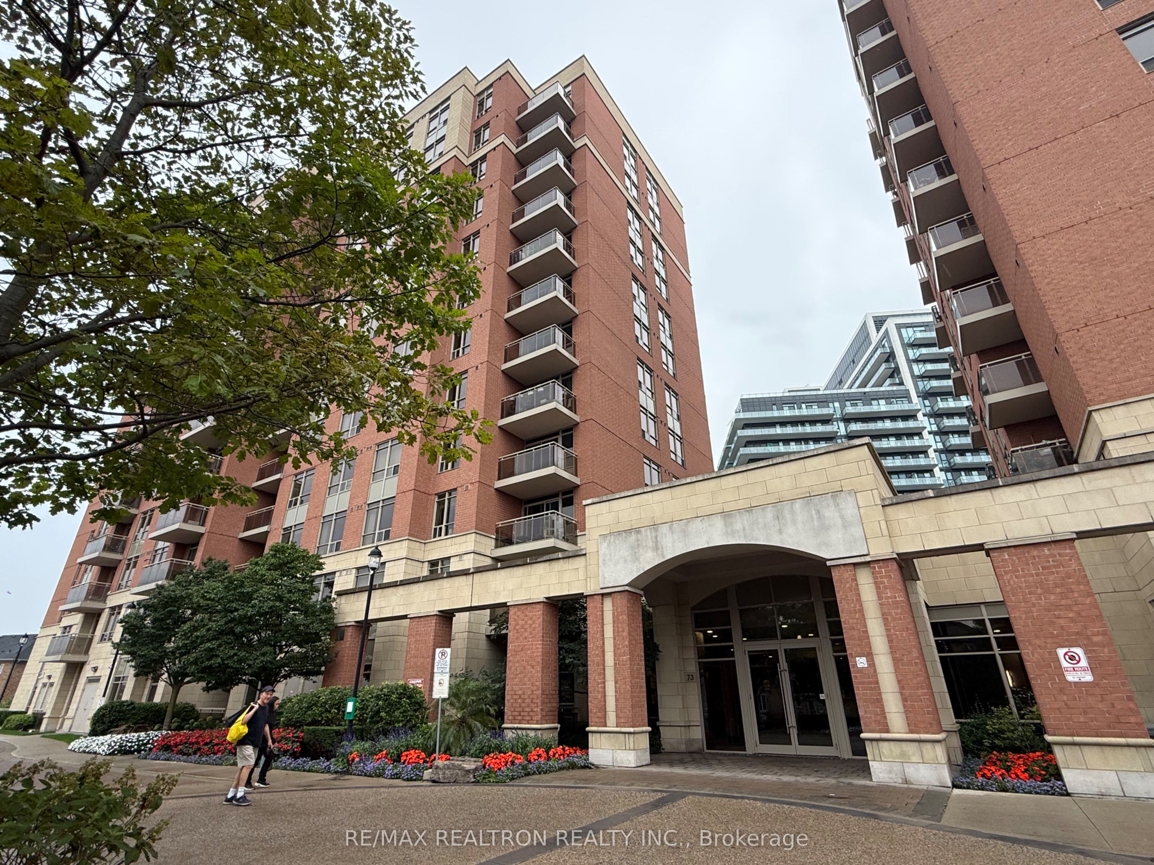 Unit 201 - 73 King William Crescent, Richmond Hill 4