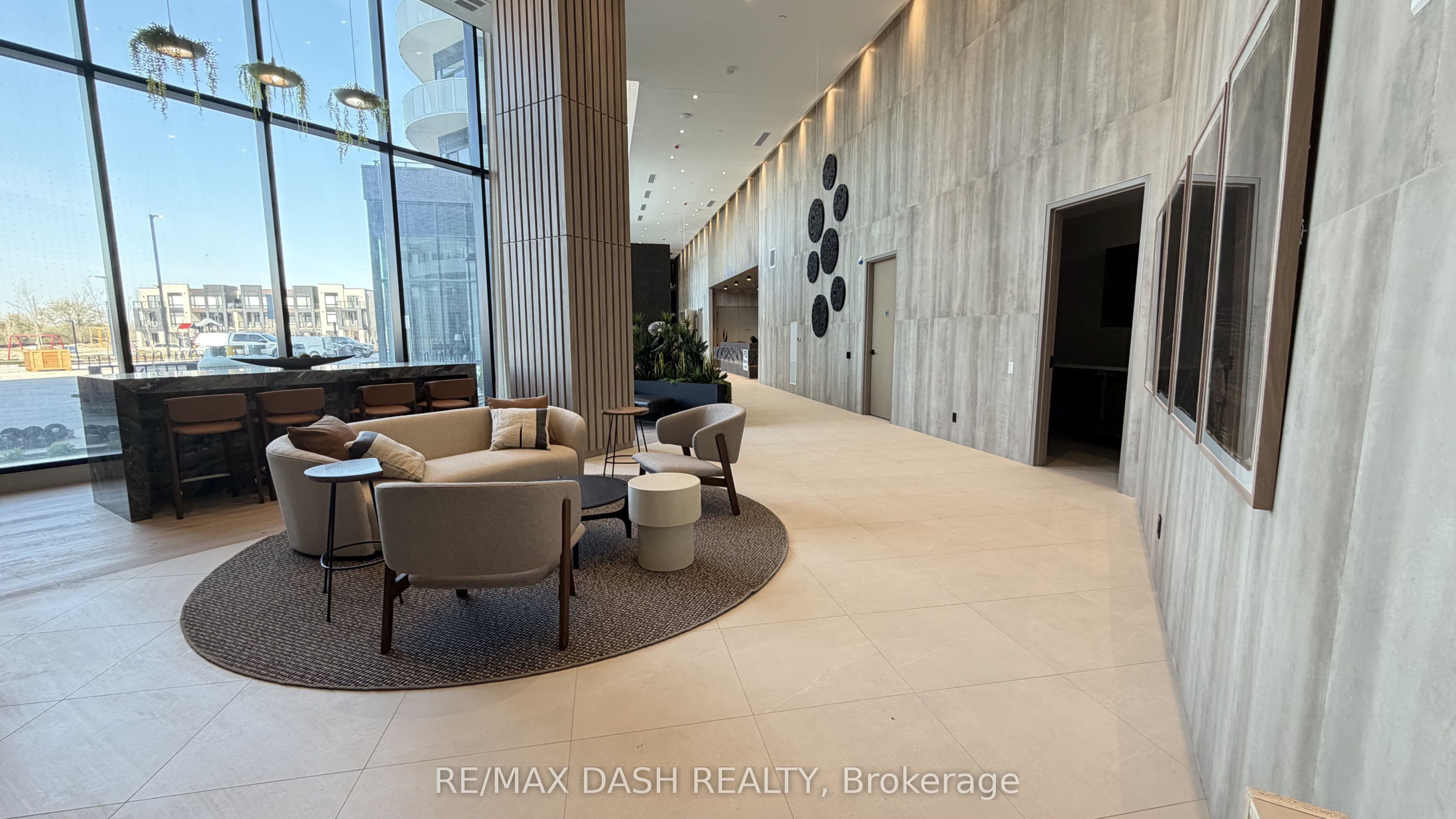 Unit 2015 - 6 Flavelle Trail, Vaughan 2