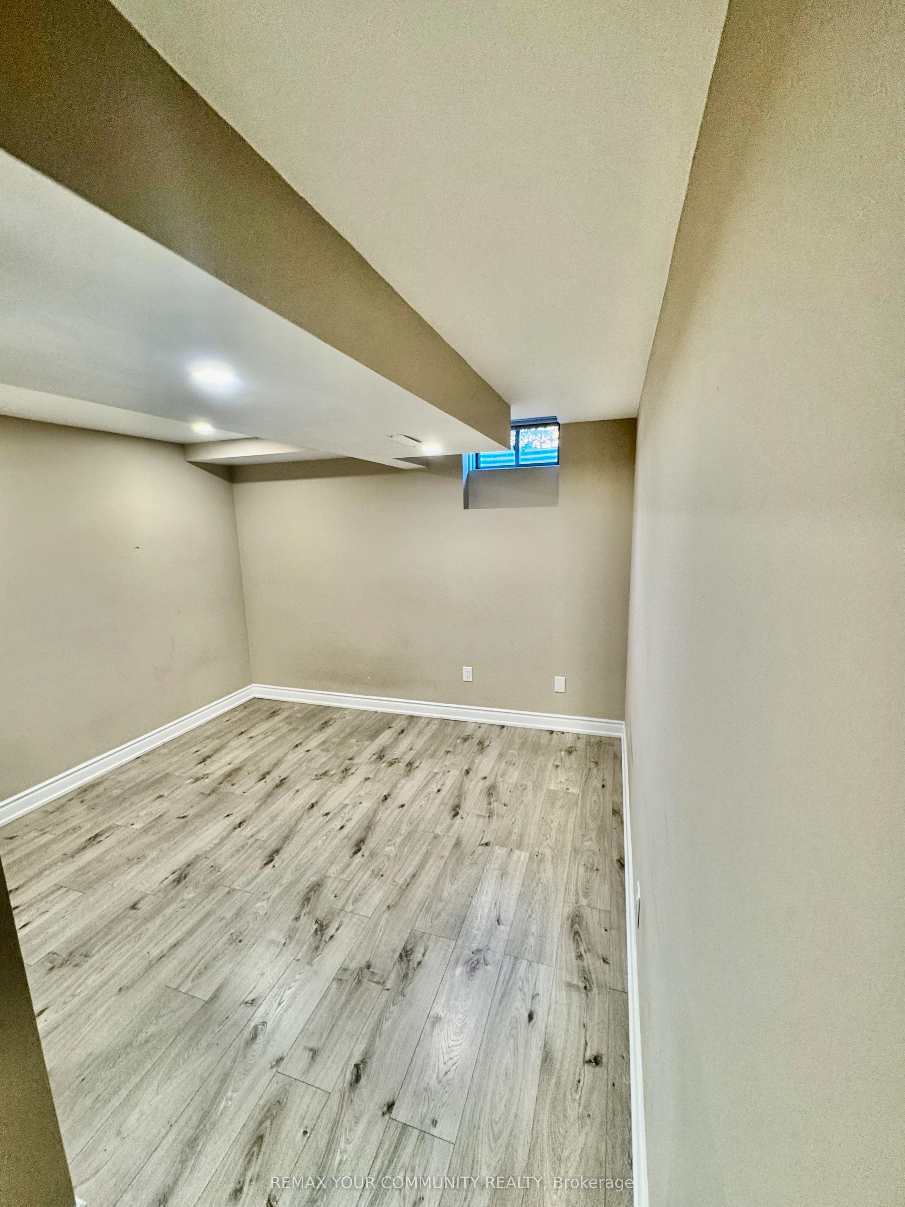Unit Basement Apartment - 51 Murray Leonard Lane, East Gwillimbury 5