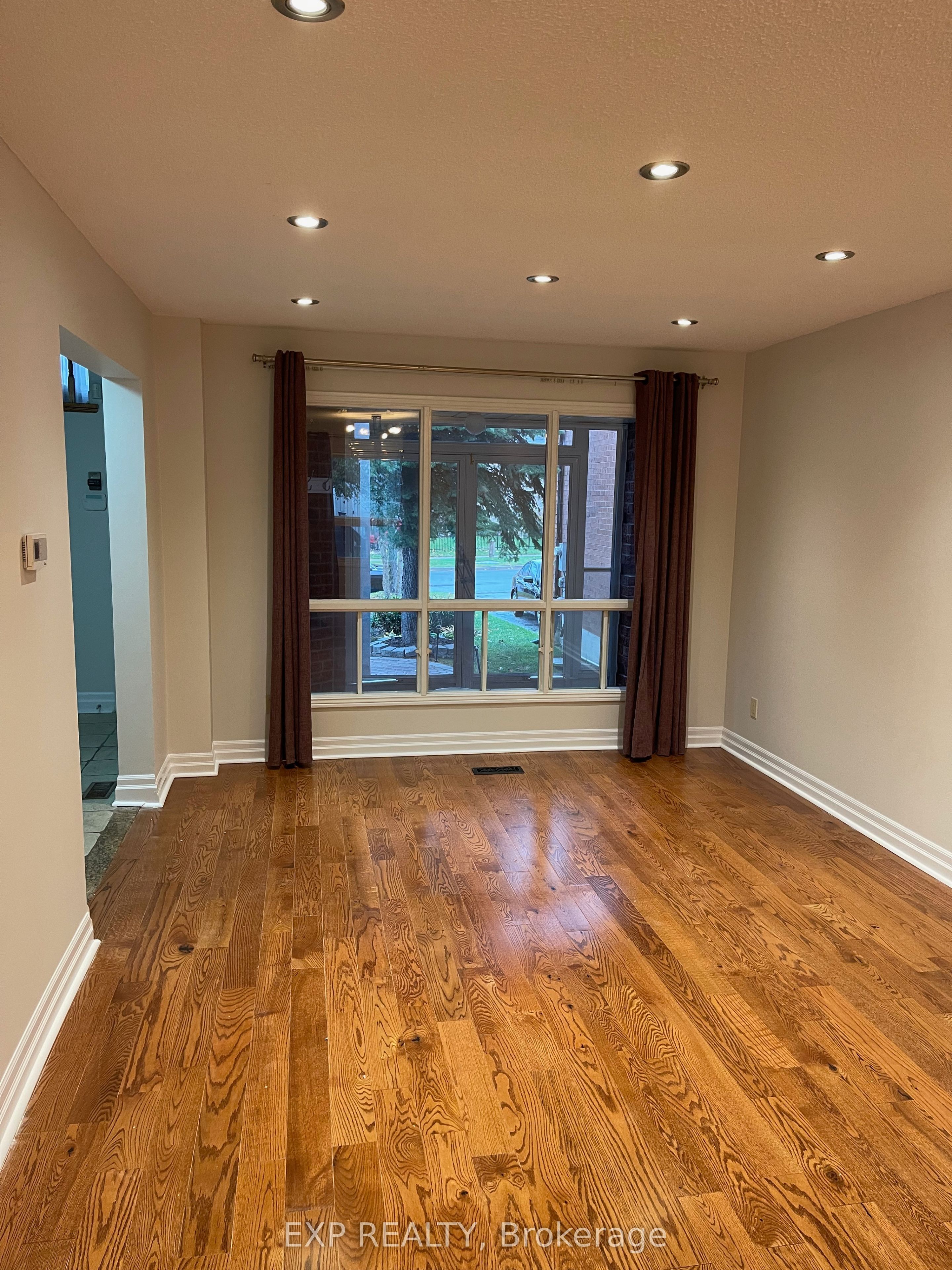 29 Gayla Street, Vaughan 5