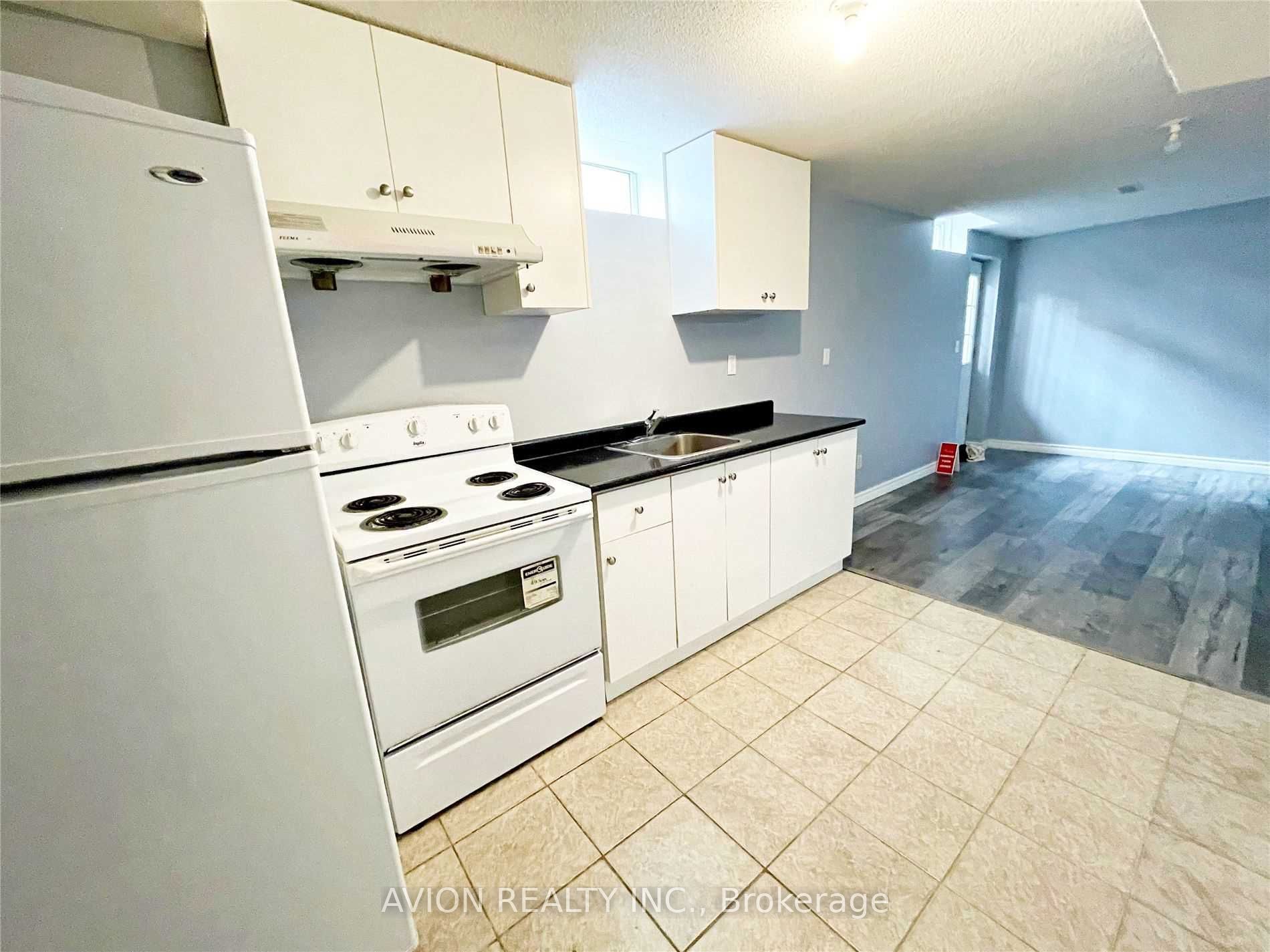 Unit Lower - 73 Harry Blaylock Drive, Markham 4