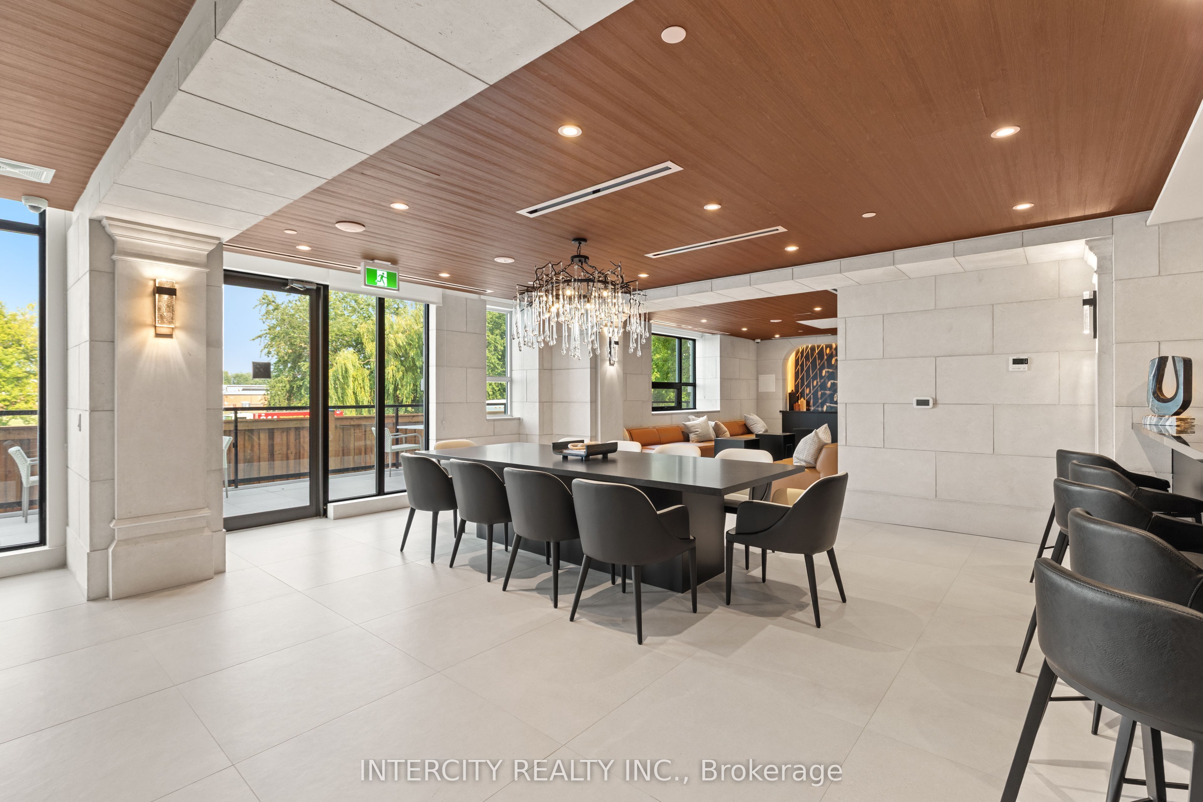 Unit 107 - 2075 King Road, King 4