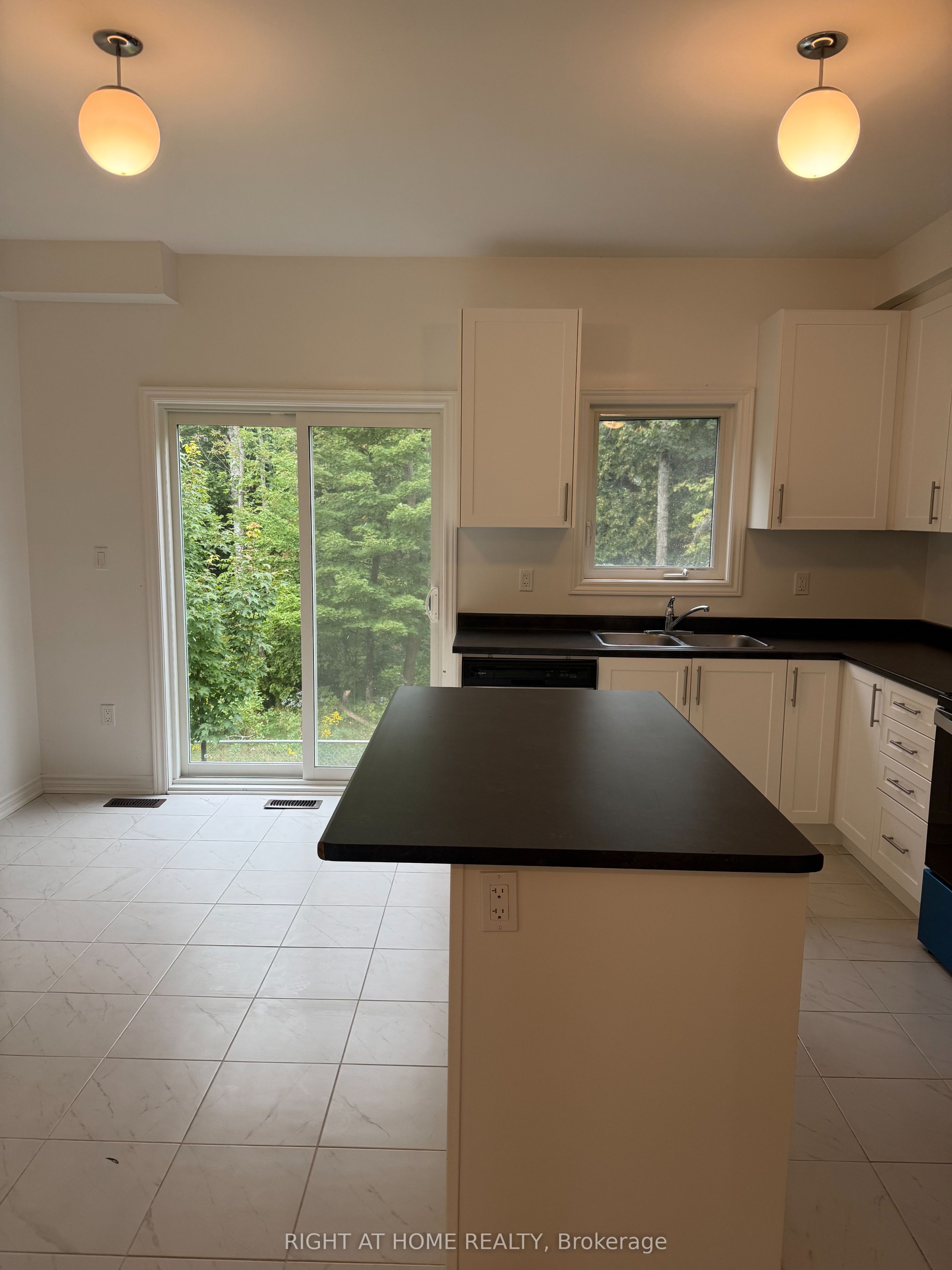 40 Milson Crescent, Essa 3