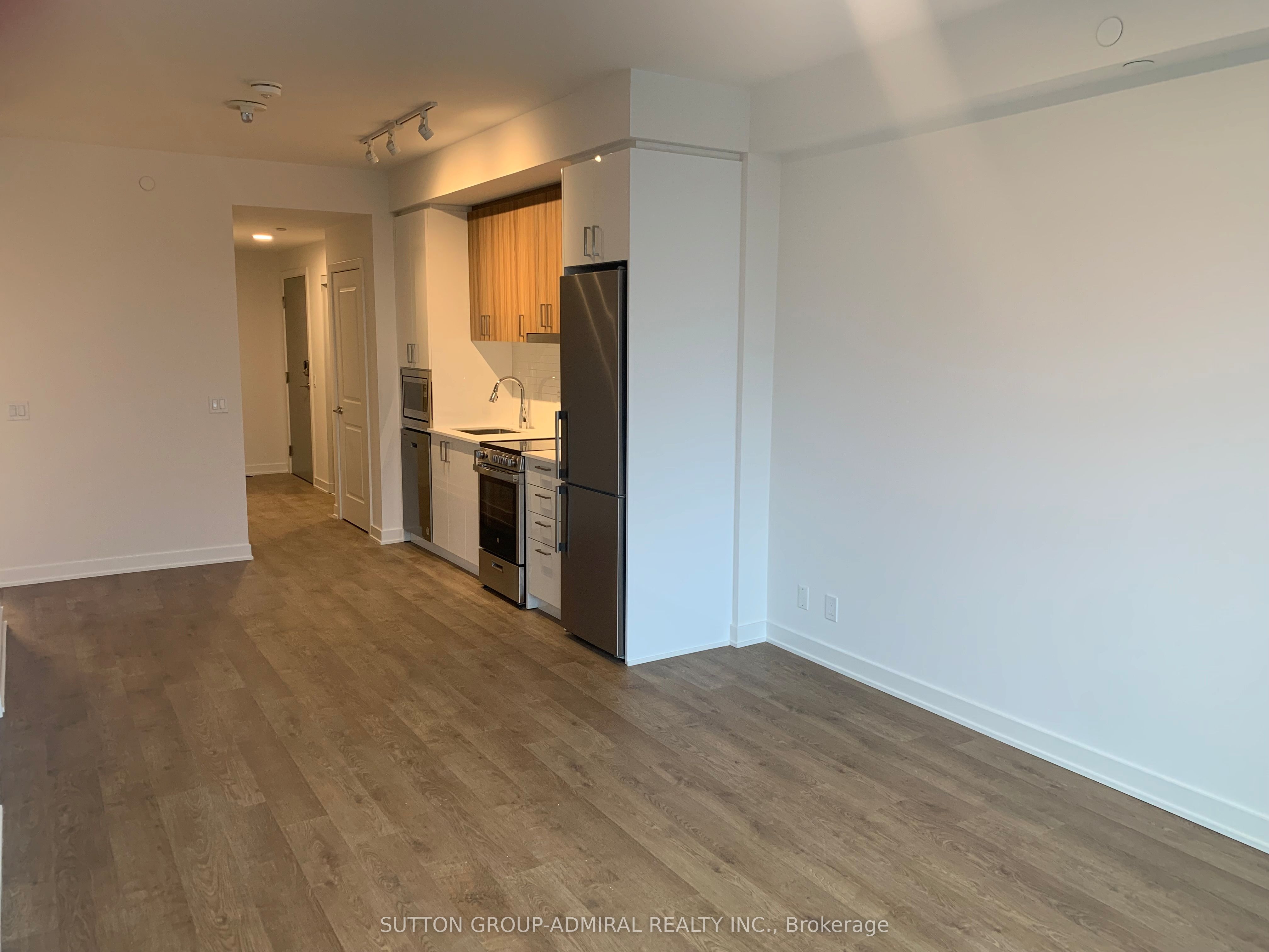 Unit 332 - 50 Upper Mall Way, Vaughan 4