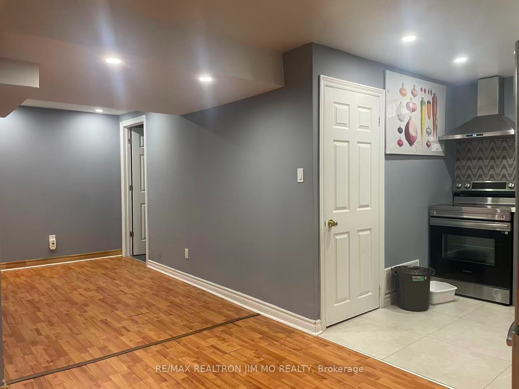 Unit Basement - 5 Buttonwood Trail, Aurora 2