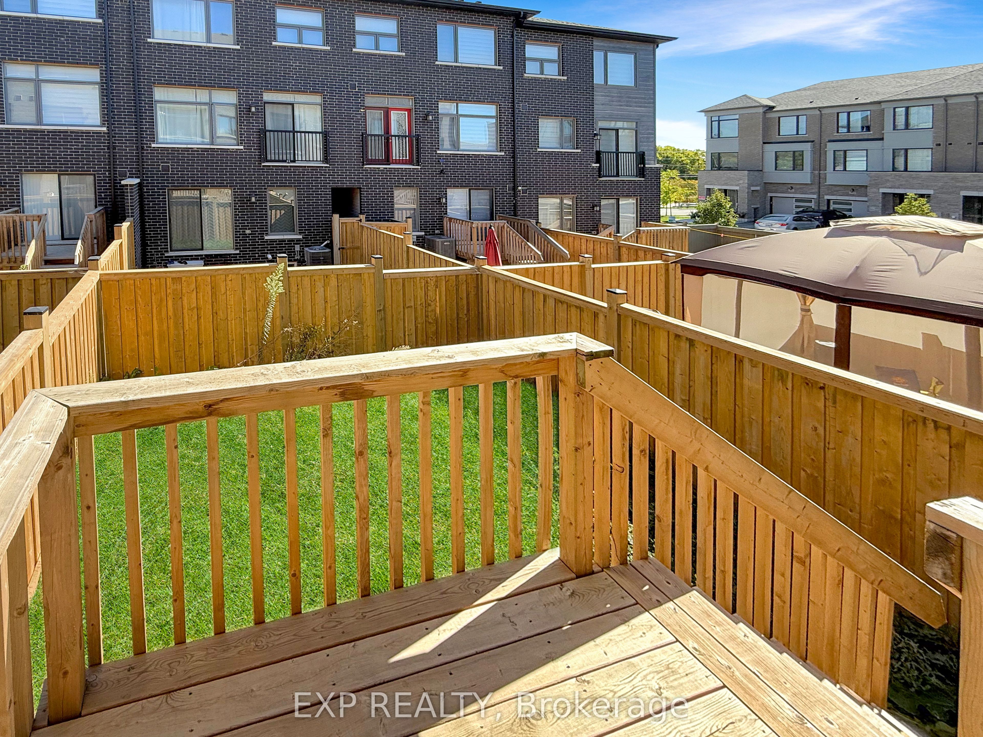 Unit Upper - 923 Isaac Phillips Way, Aurora 4